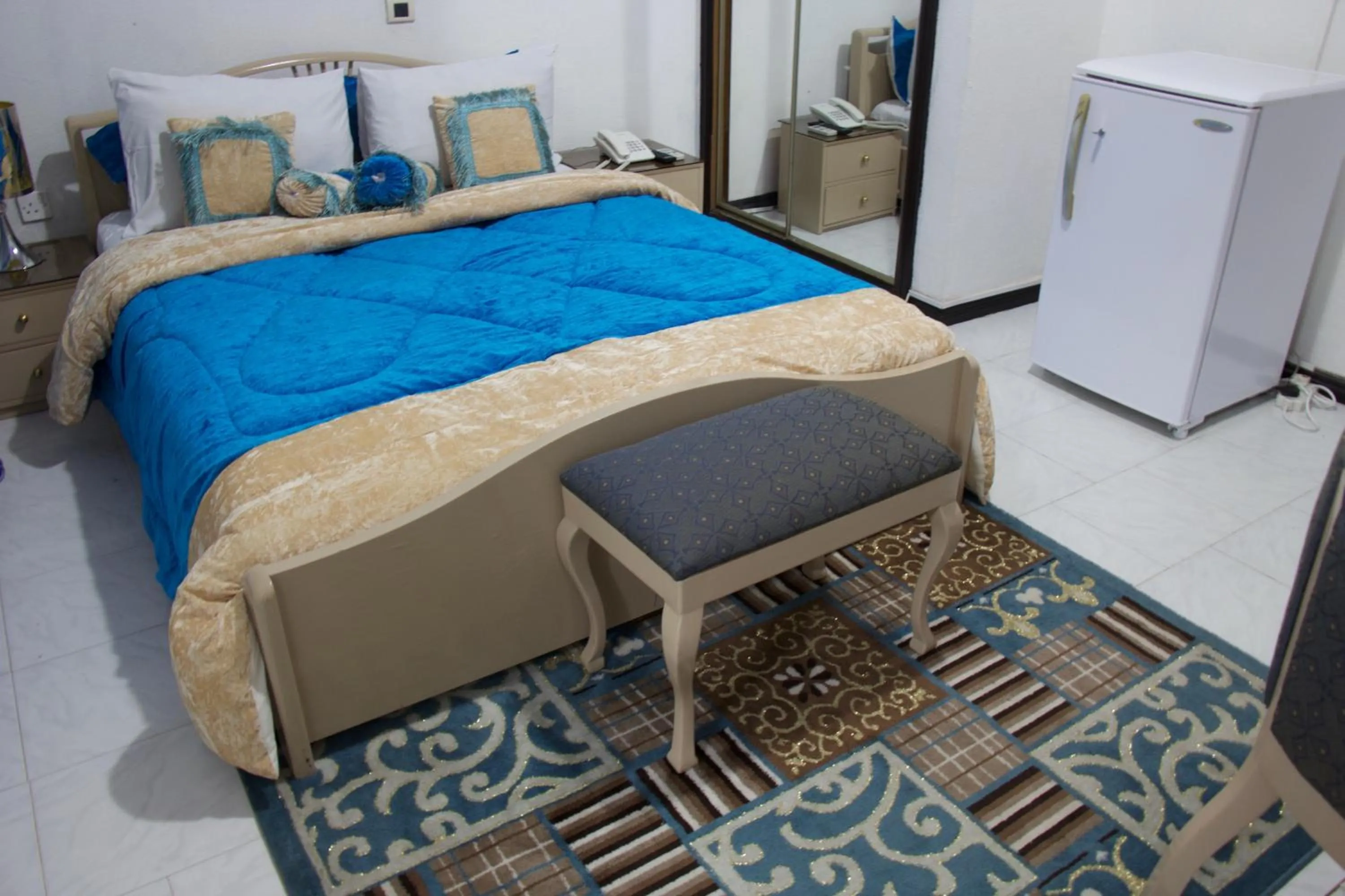 Bedroom, Bed in Hill View Hotel McCarthy Hills