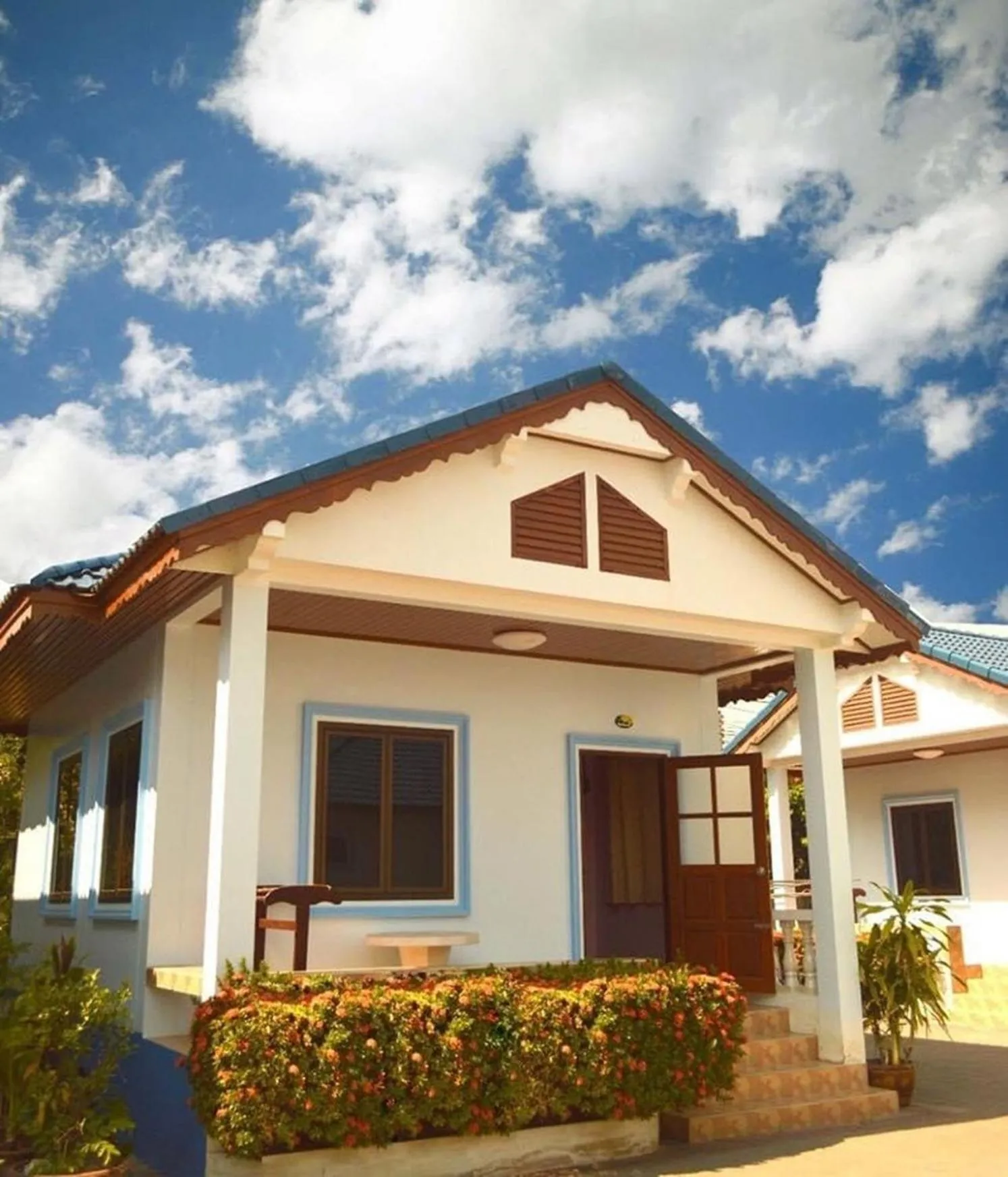 Property building in Pama Resort