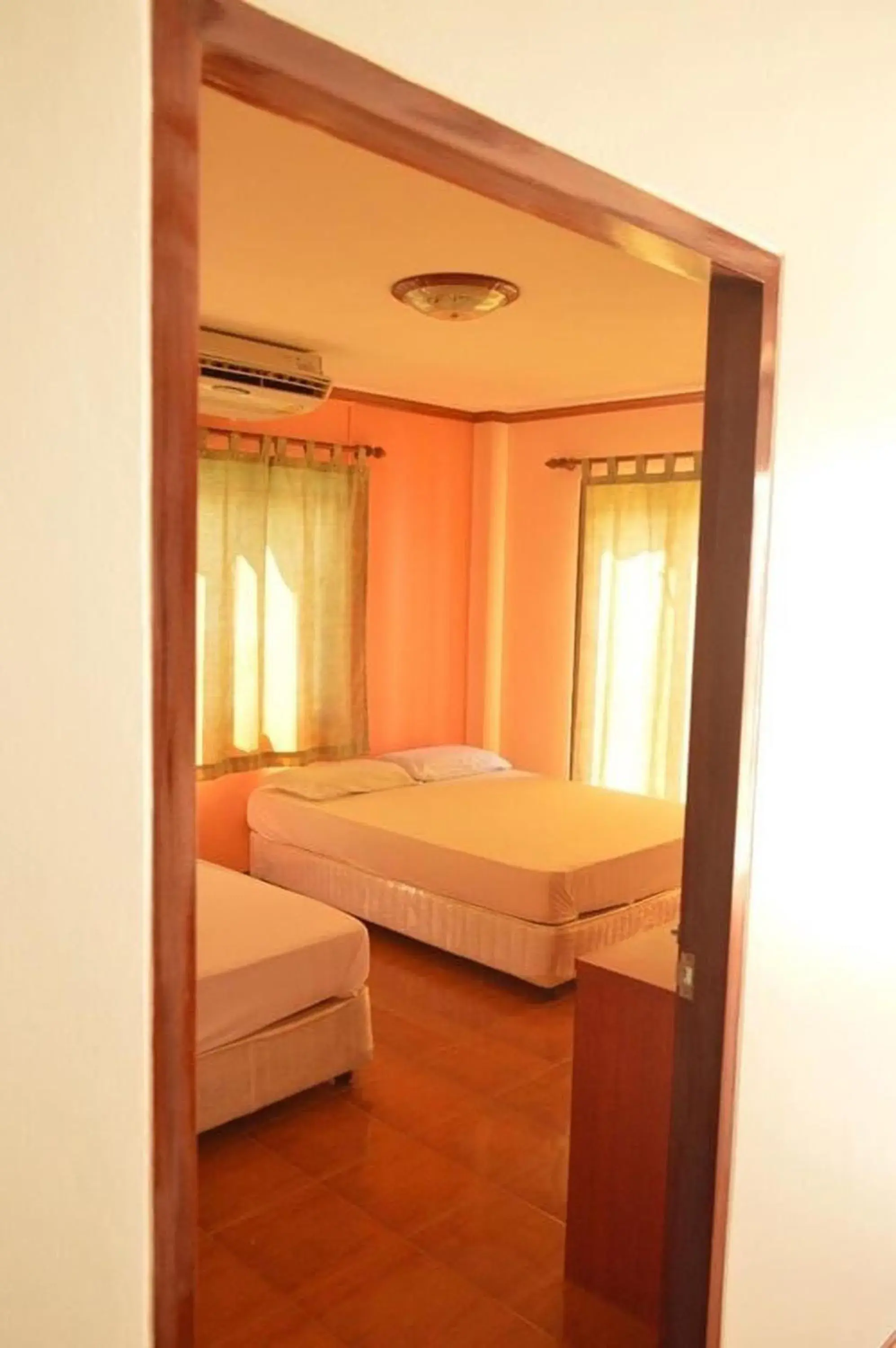 Five-Bedroom House in Pama Resort Five-Bedroom House in Pama Resort