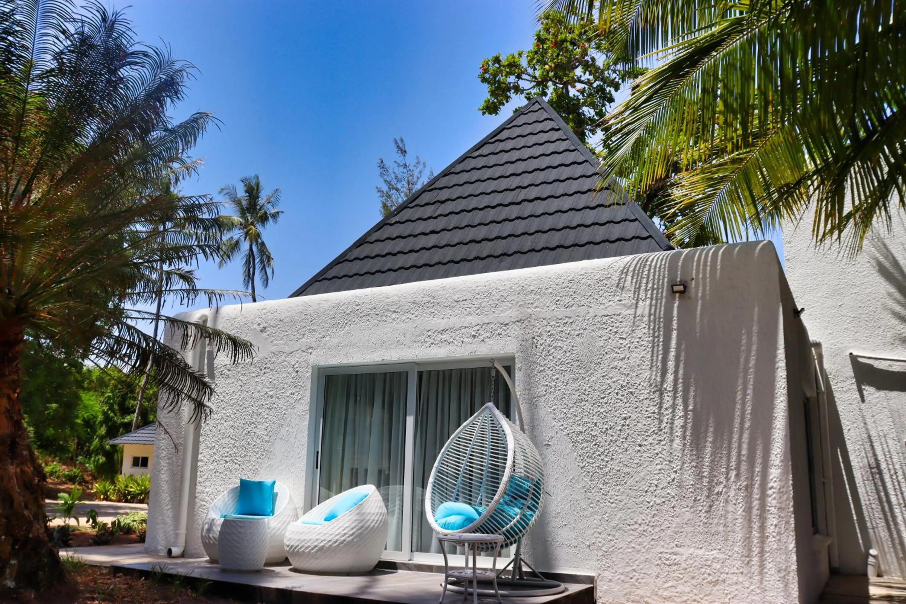 Searenity Beach Villa