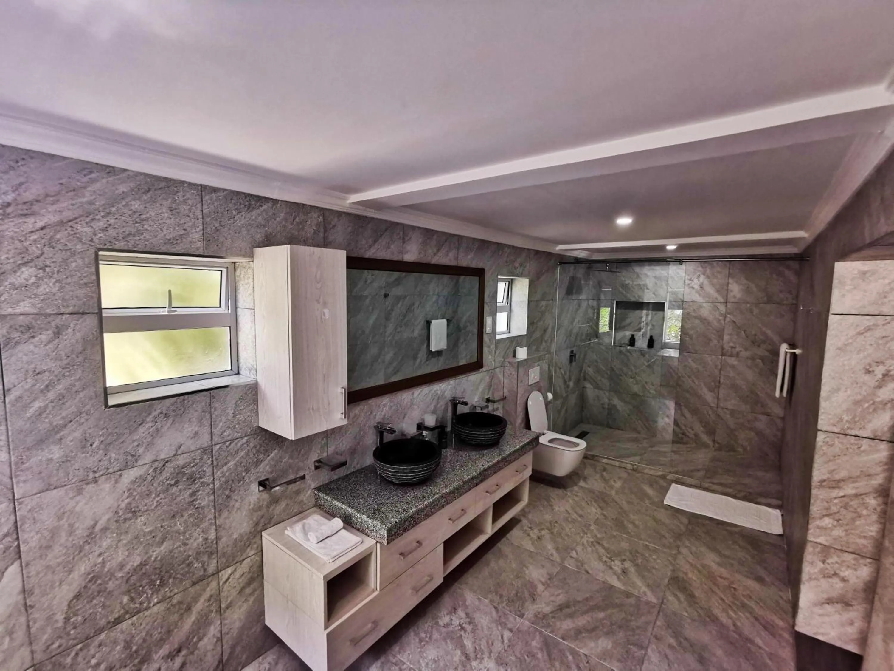 Bathroom in Searenity Beach Villa