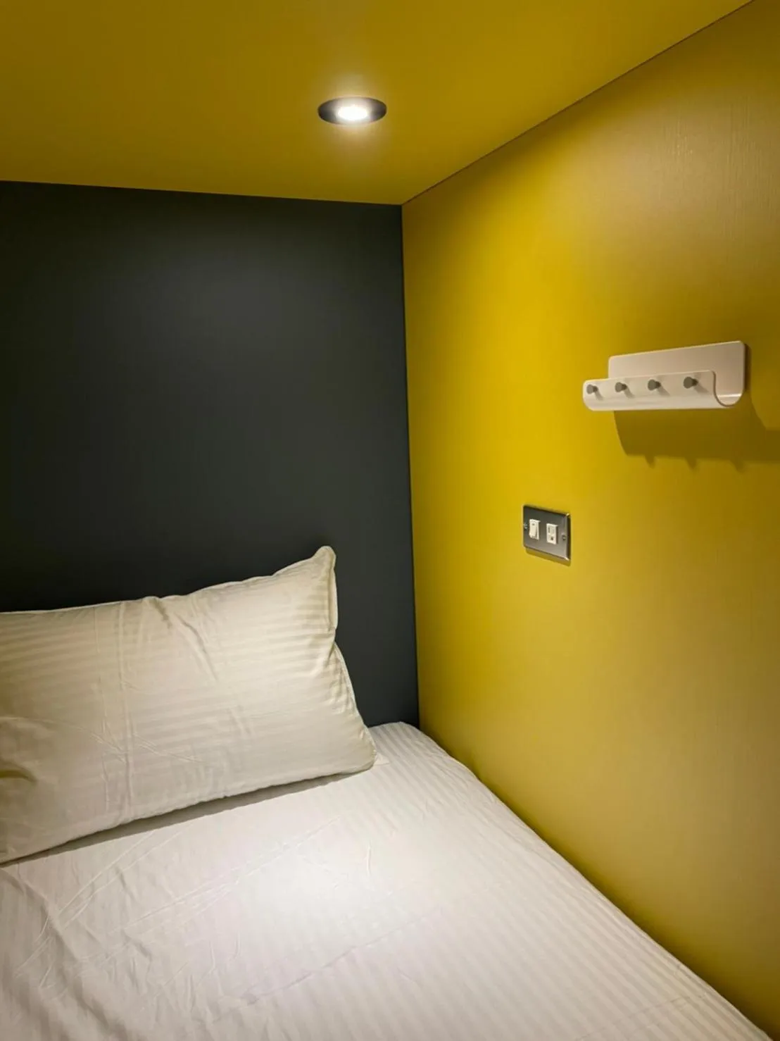 Bed in One Night Hostel