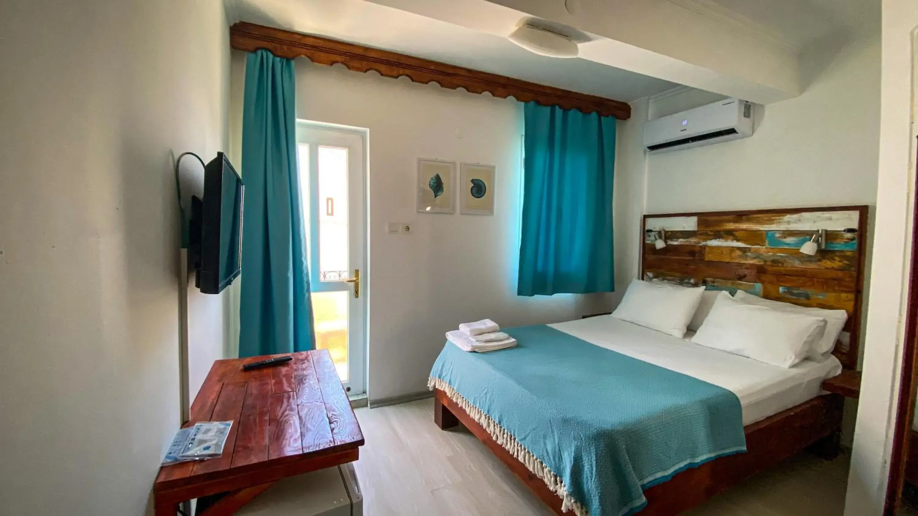 Deluxe Double Room with Balcony in merih butik hotel Deluxe Double Room with Balcony in merih butik hotel