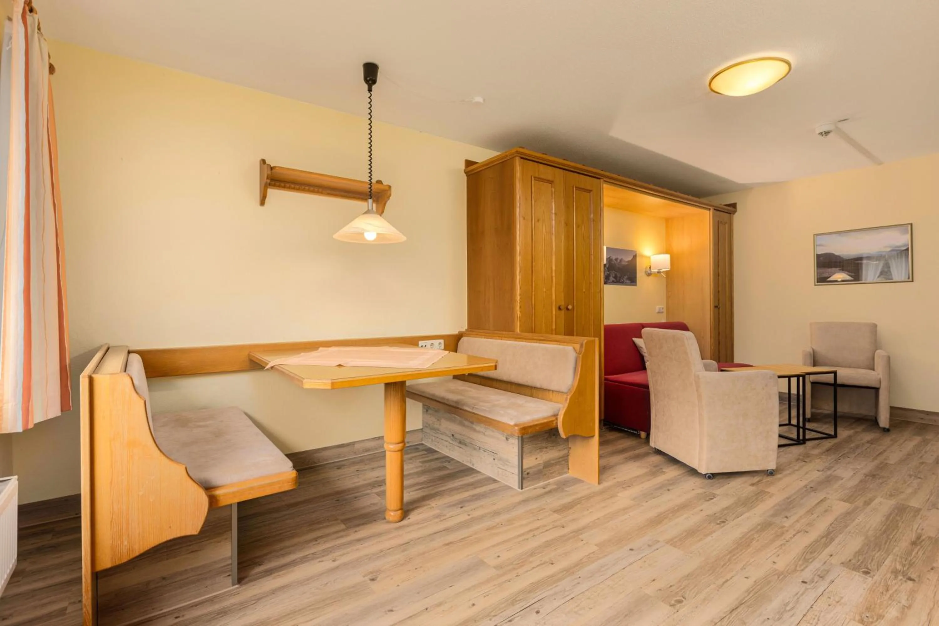 TV and multimedia in IFA Breitach Apartments Kleinwalsertal