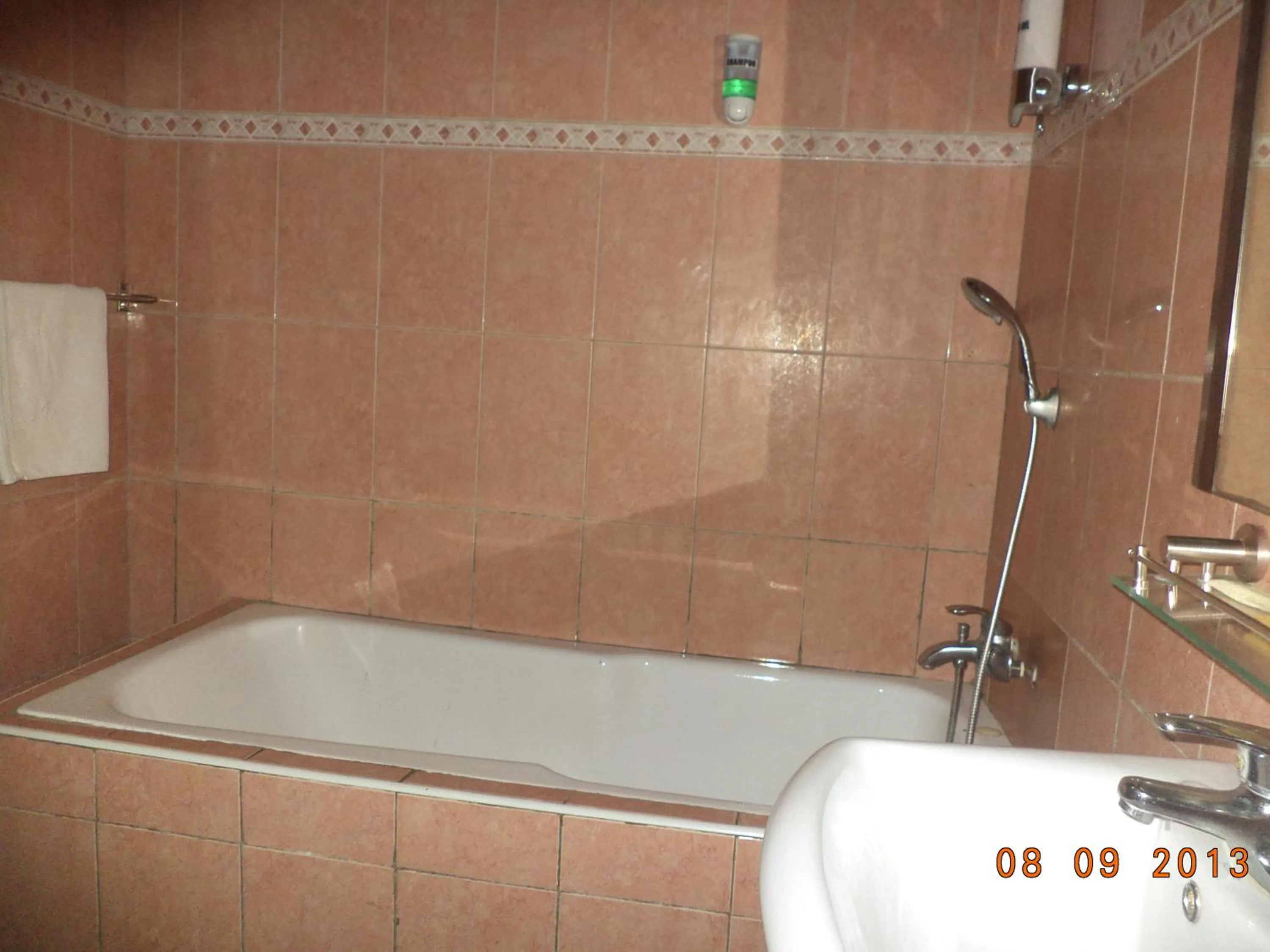 Bathroom in Royal Cockpit Hotels