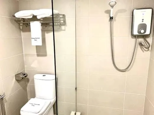 KLUANG RIVERVIEW HOTEL