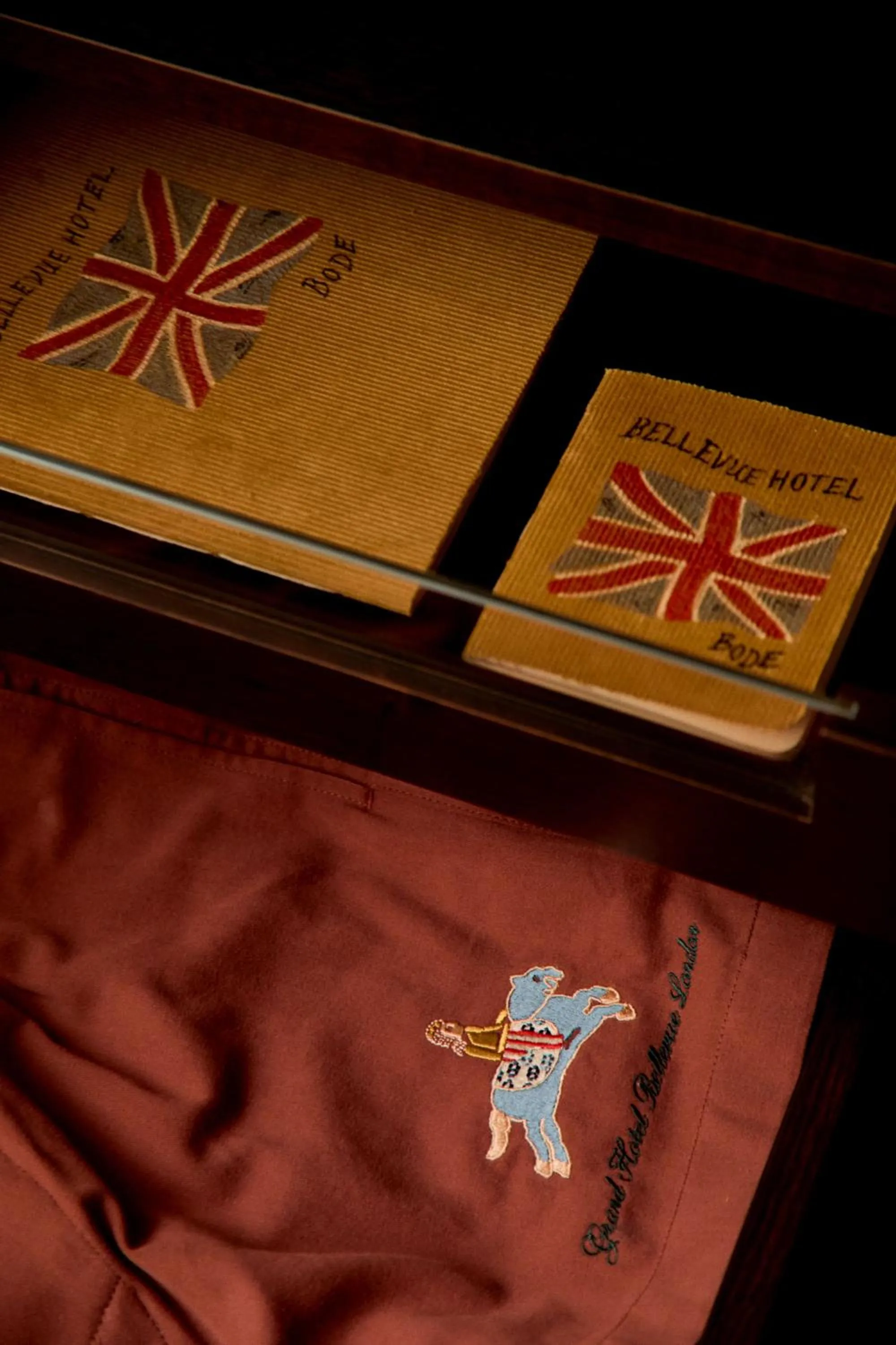 On-site shops in Grand Hotel Bellevue London