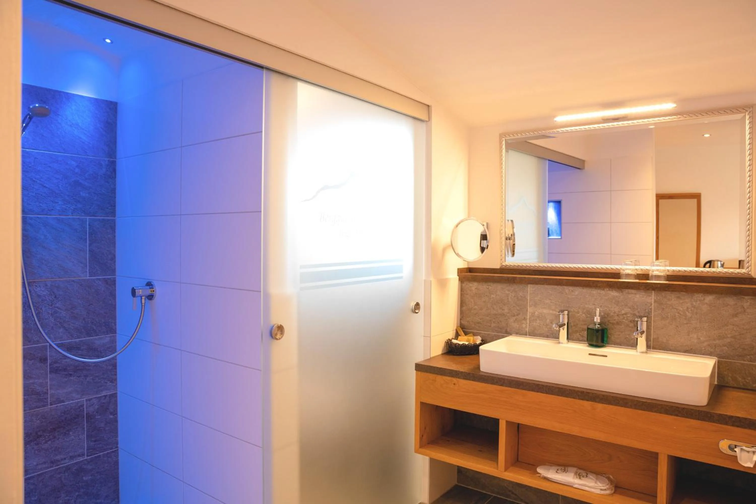 Bathroom in Garten - Hotel Sallerhof