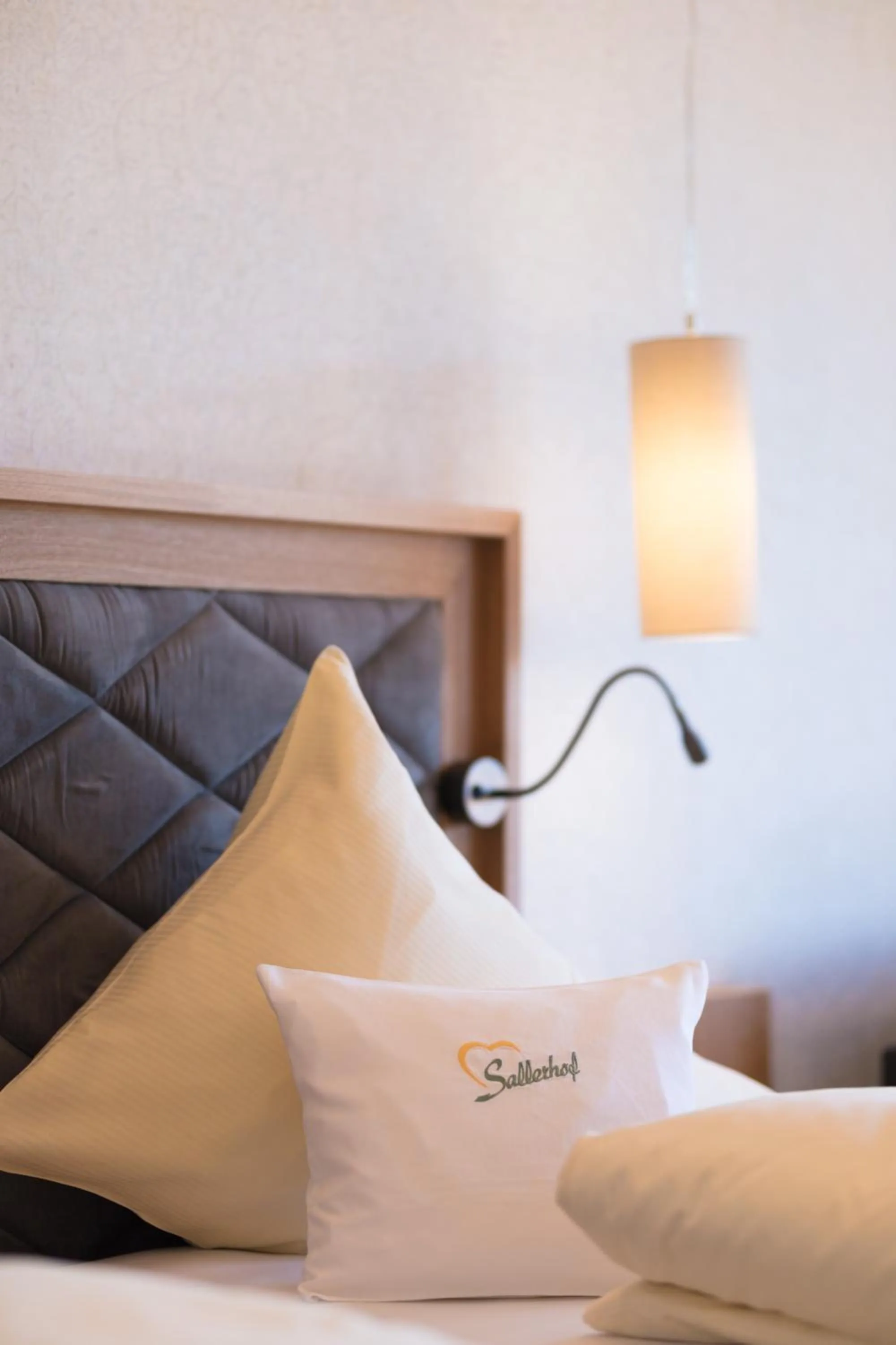 Decorative detail, Bed in Garten - Hotel Sallerhof