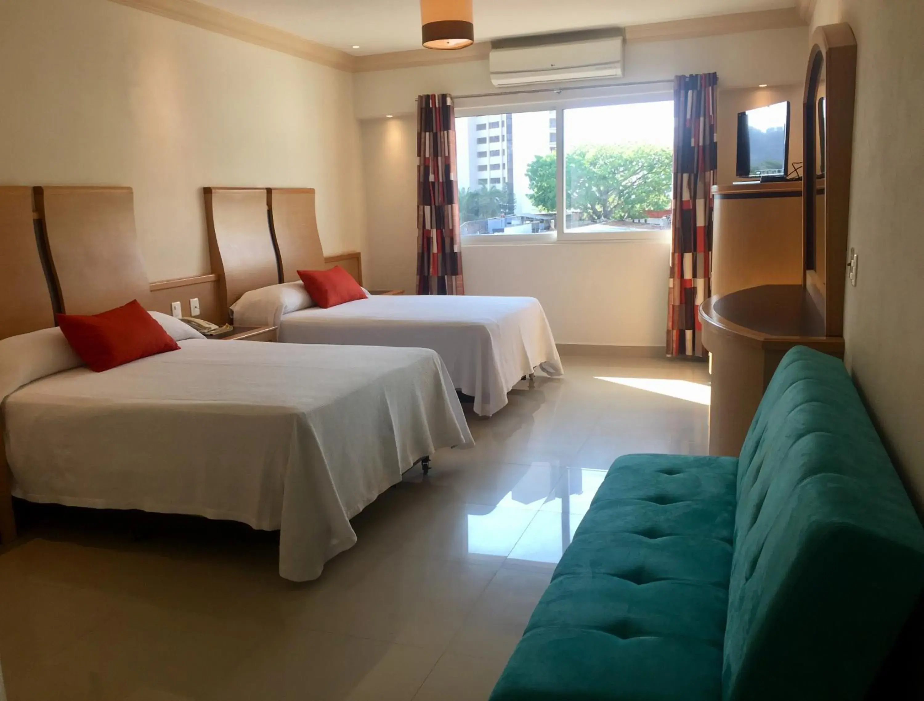 Superior Quadruple Room in Hotel Nilo Superior Quadruple Room in Hotel Nilo