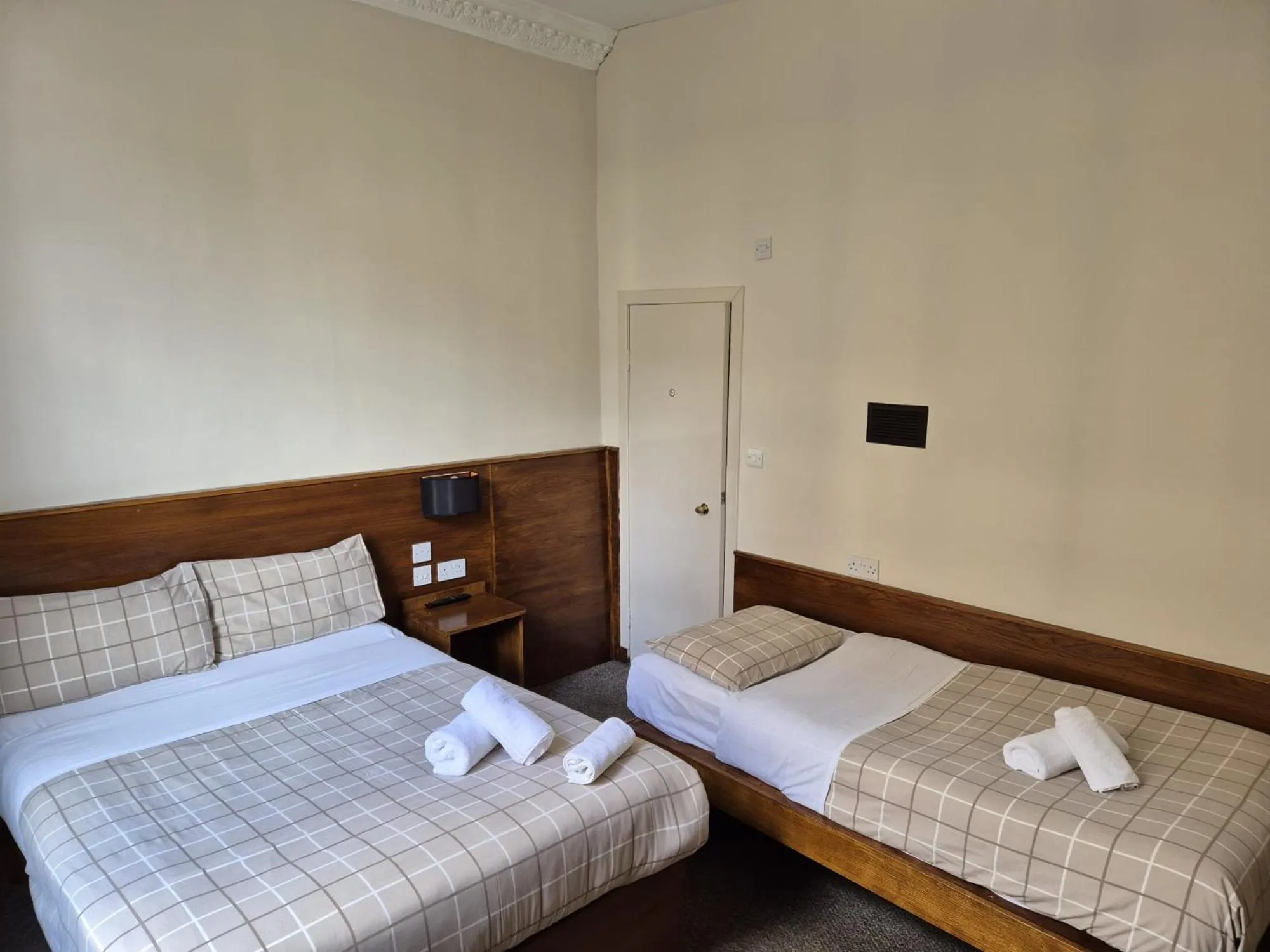 Bed in Glasgow House