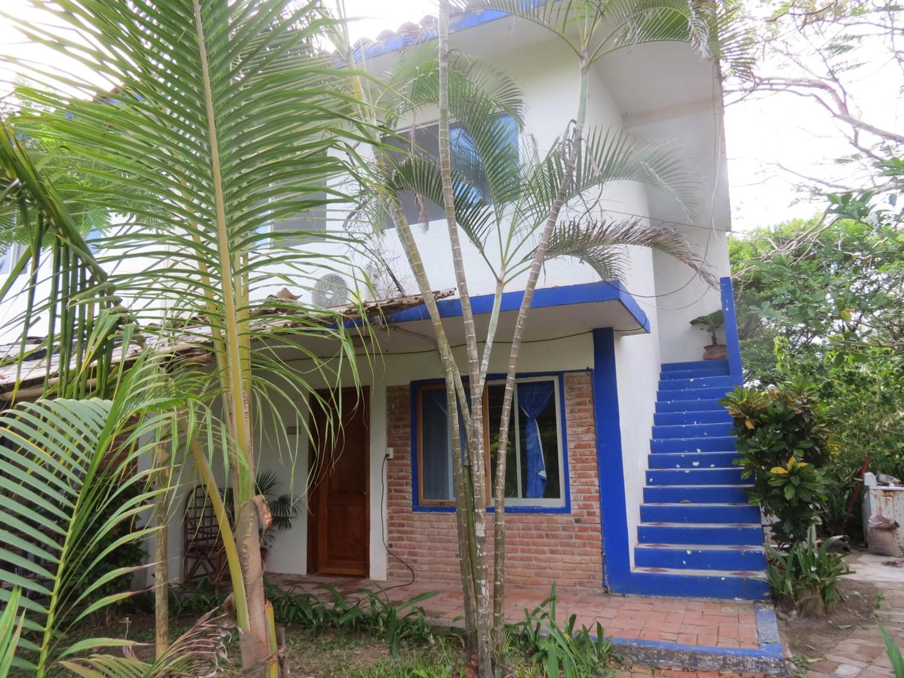 Property building in Eco Coco Loco by Rotamundos