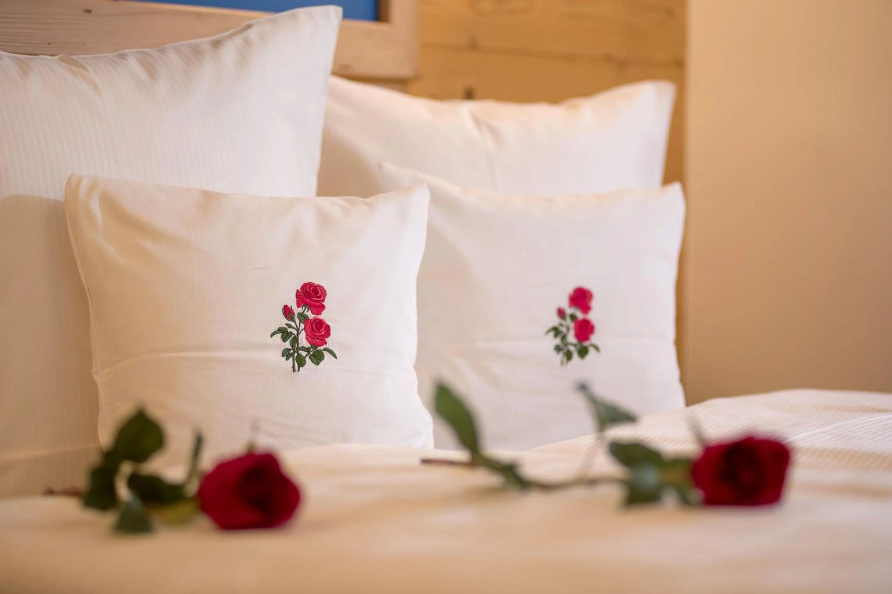 Bed in Gartenhotel Rosenhof bei Kitzbühel