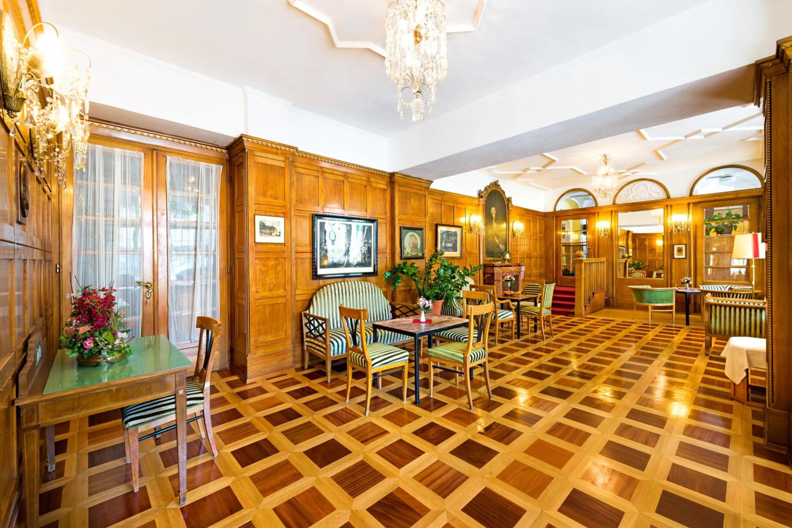 Lobby or reception in Kurhotel & Hotel Mozart