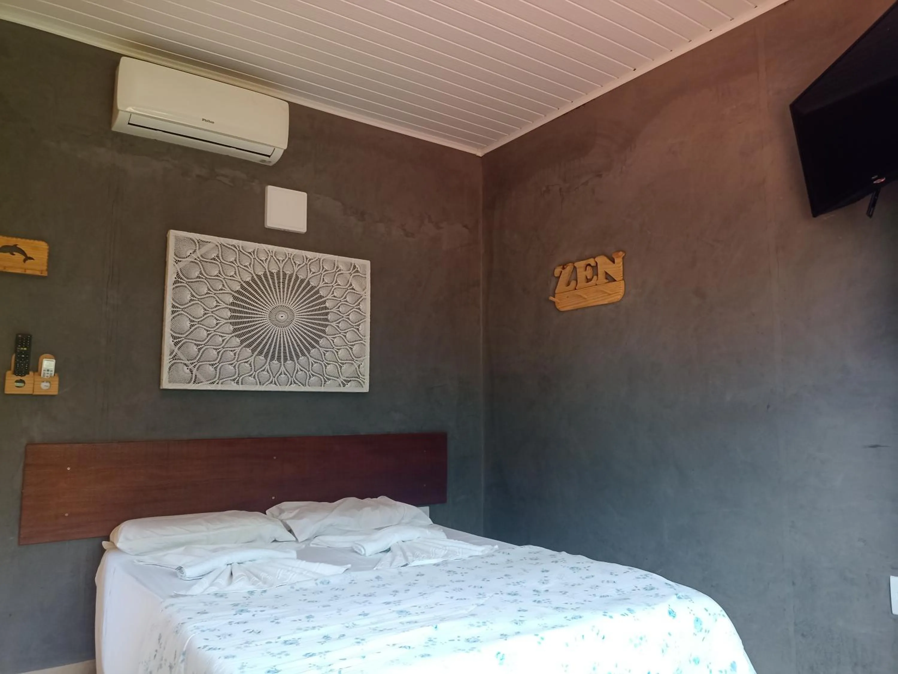 Photo of the whole room in Pousada ZEN Cumuruxatiba