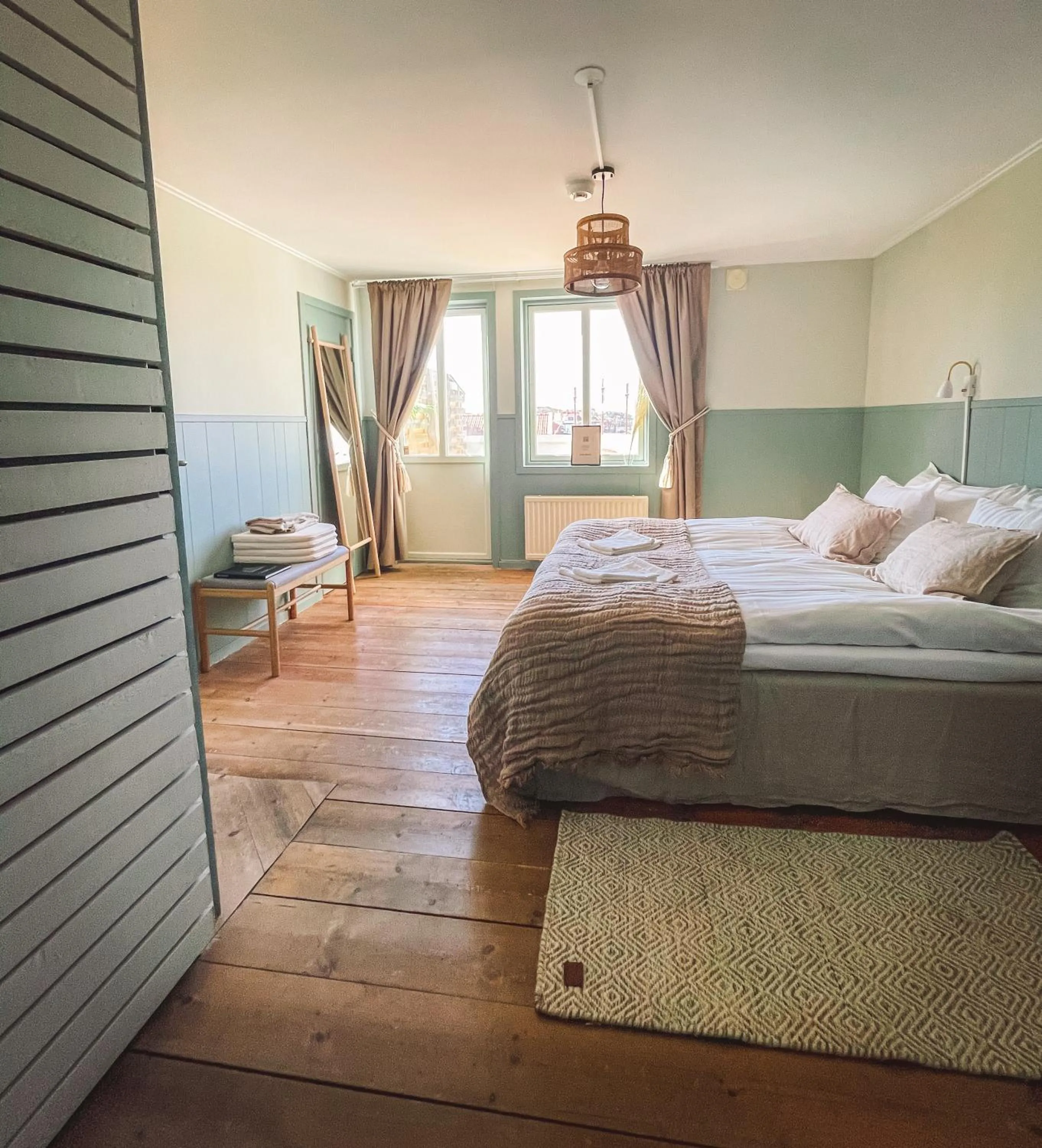 Bed in Mollösunds Wärdshus