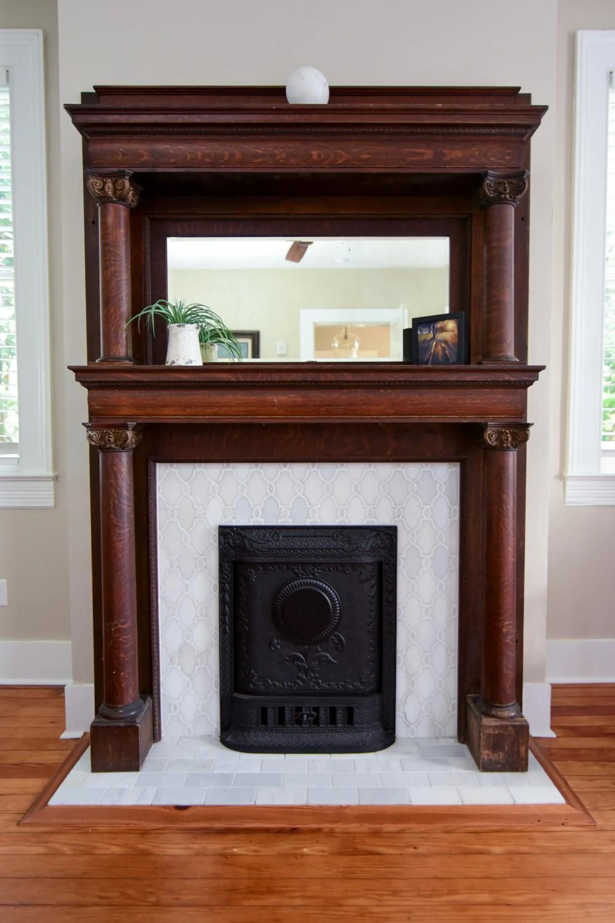 flat iron in 607 Bay Inn Downtown Beaufort