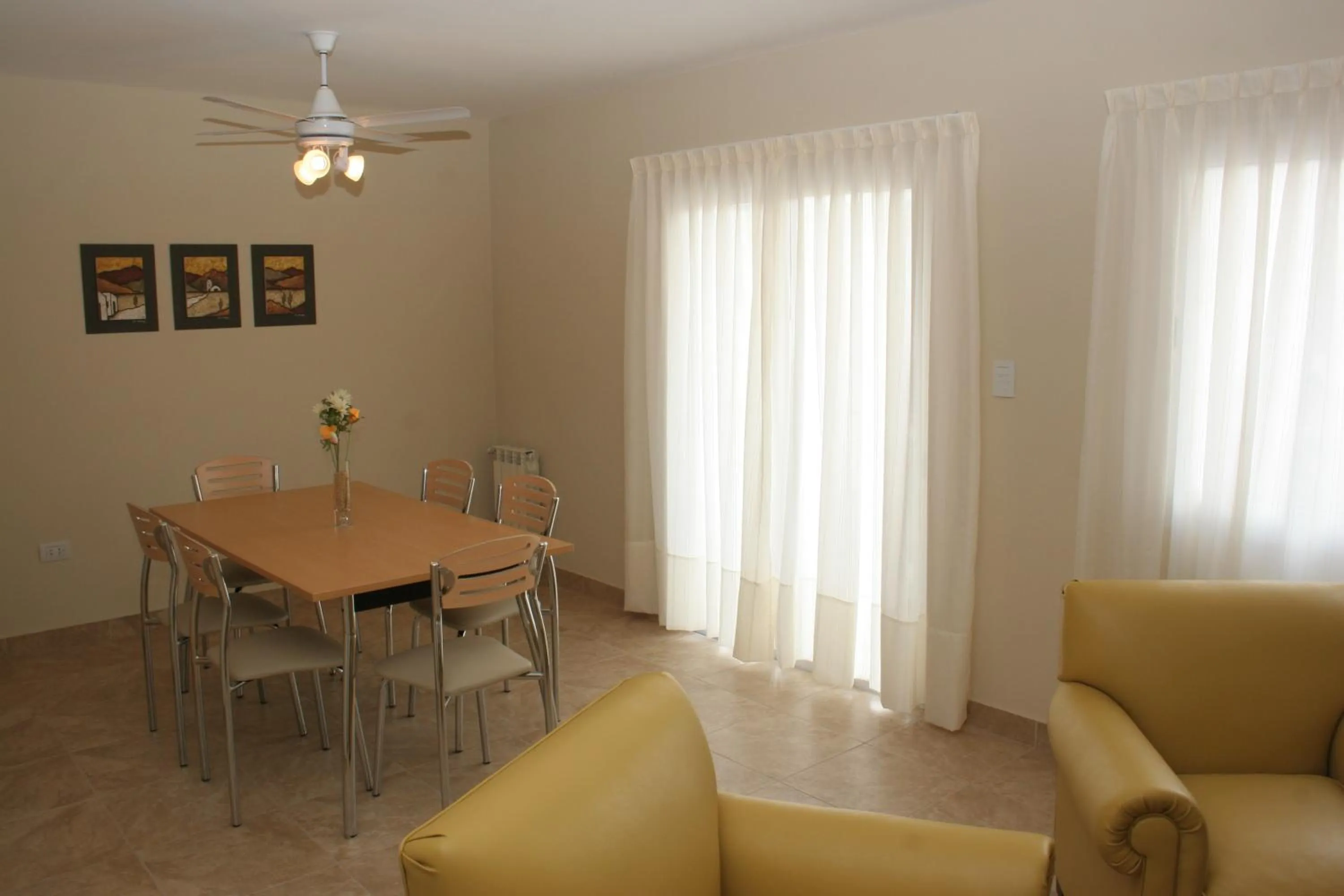 Living room in Inter Apart Hotel