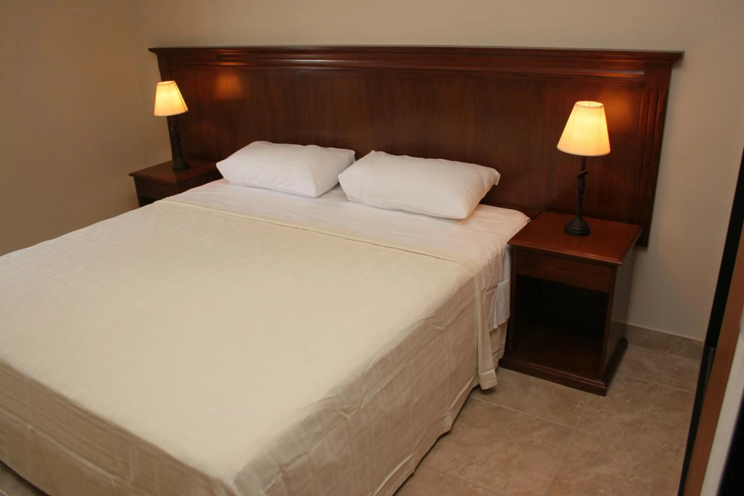 Bed in Inter Apart Hotel
