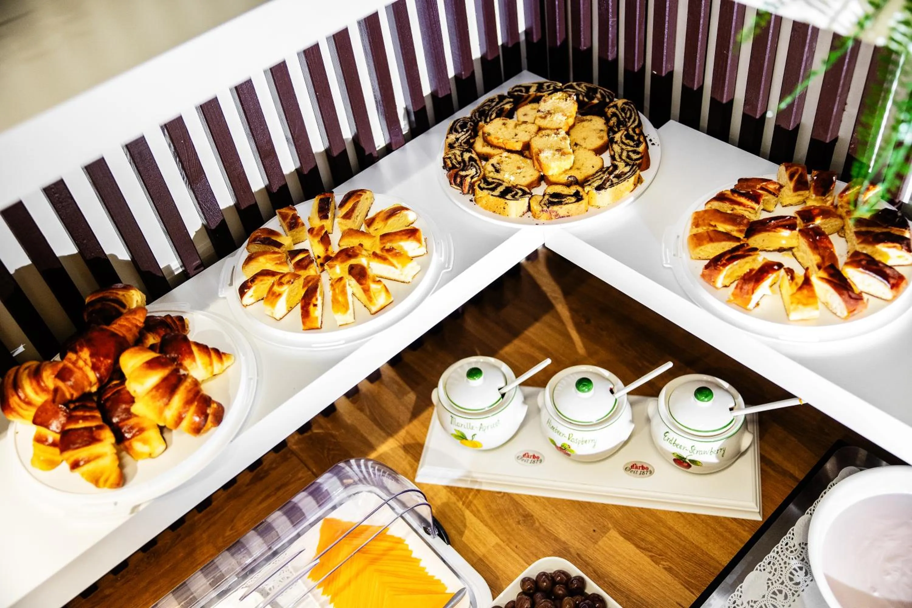 Breakfast in Hotel Resonanz Vienna