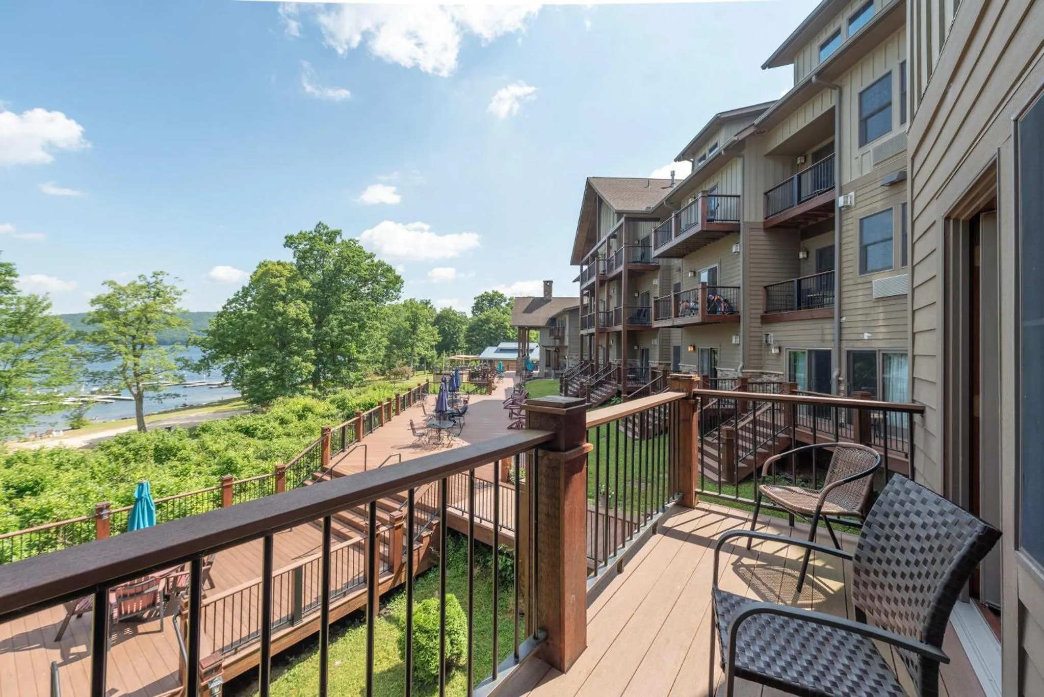 B203 One Bedroom & Loft Lake View