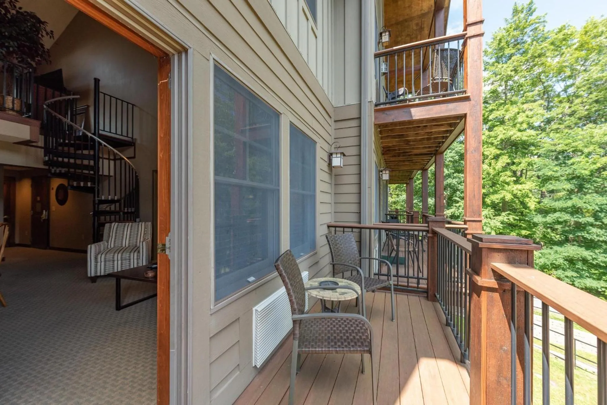 B203 One Bedroom & Loft Lake View