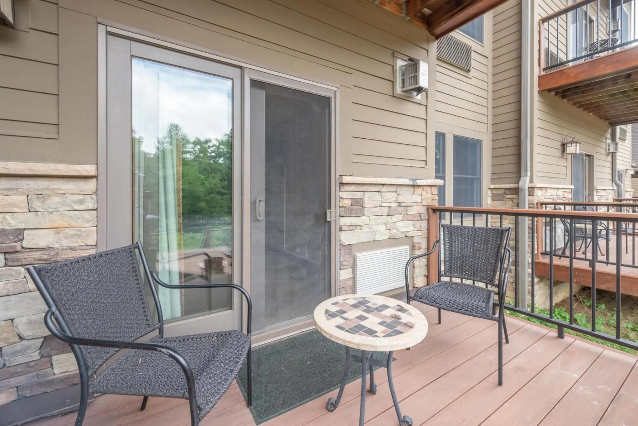 A121 One Bedroom Lake View