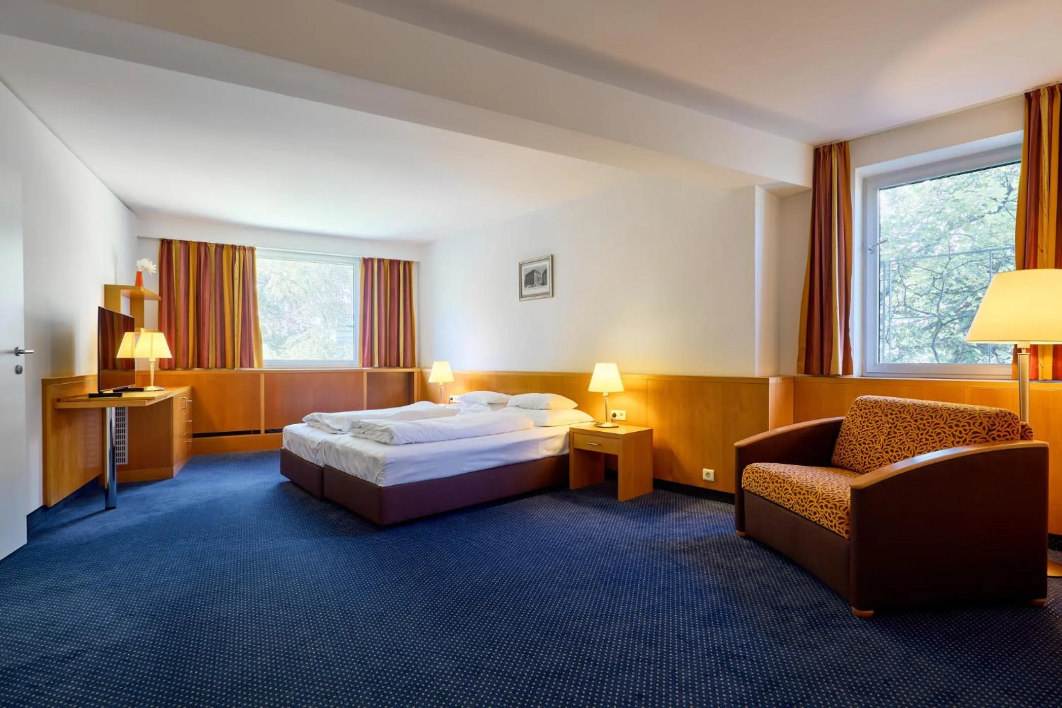 Bedroom, Bed in Hotel Strudlhof Vienna