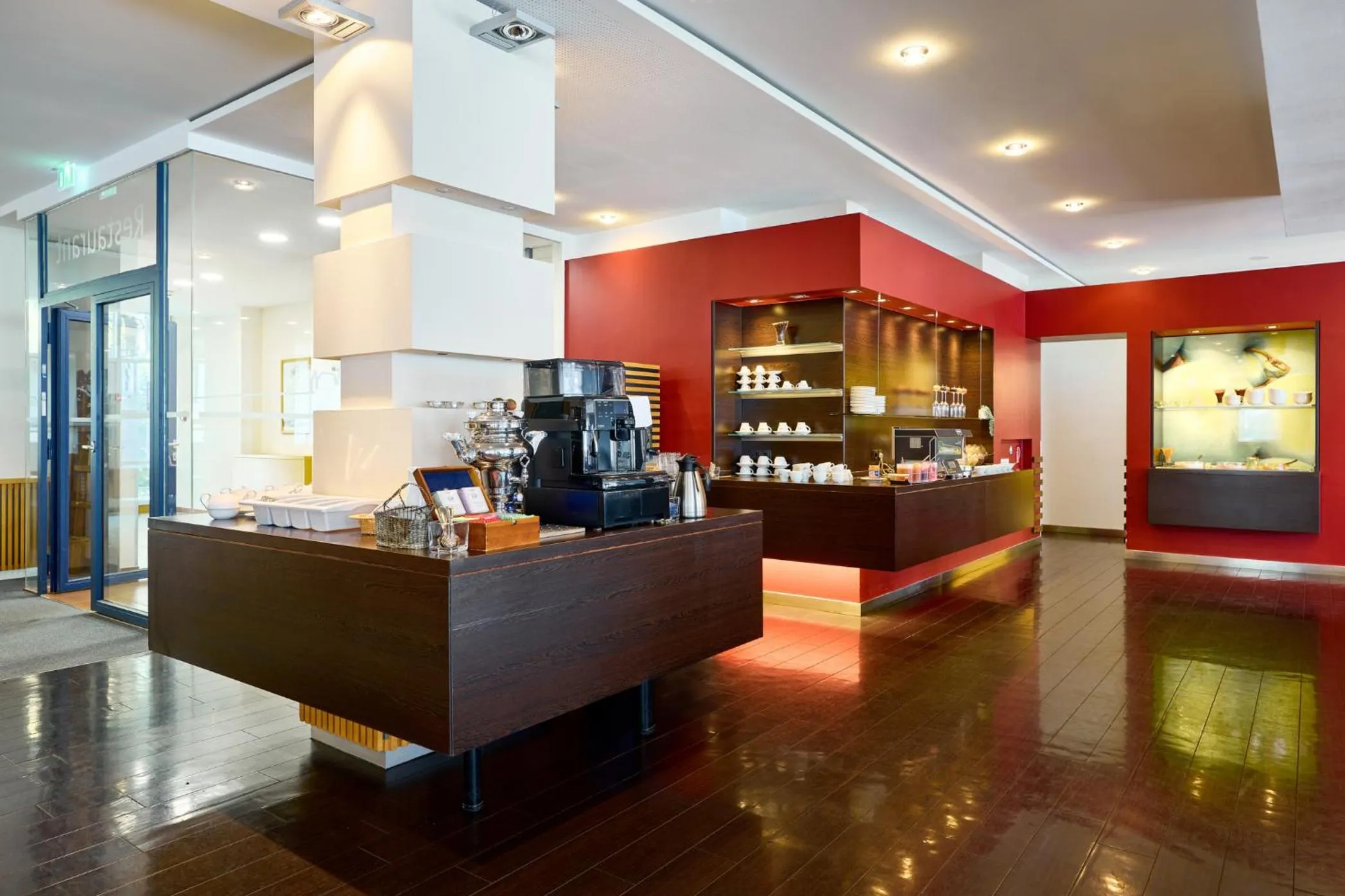 Breakfast in Hotel Strudlhof Vienna