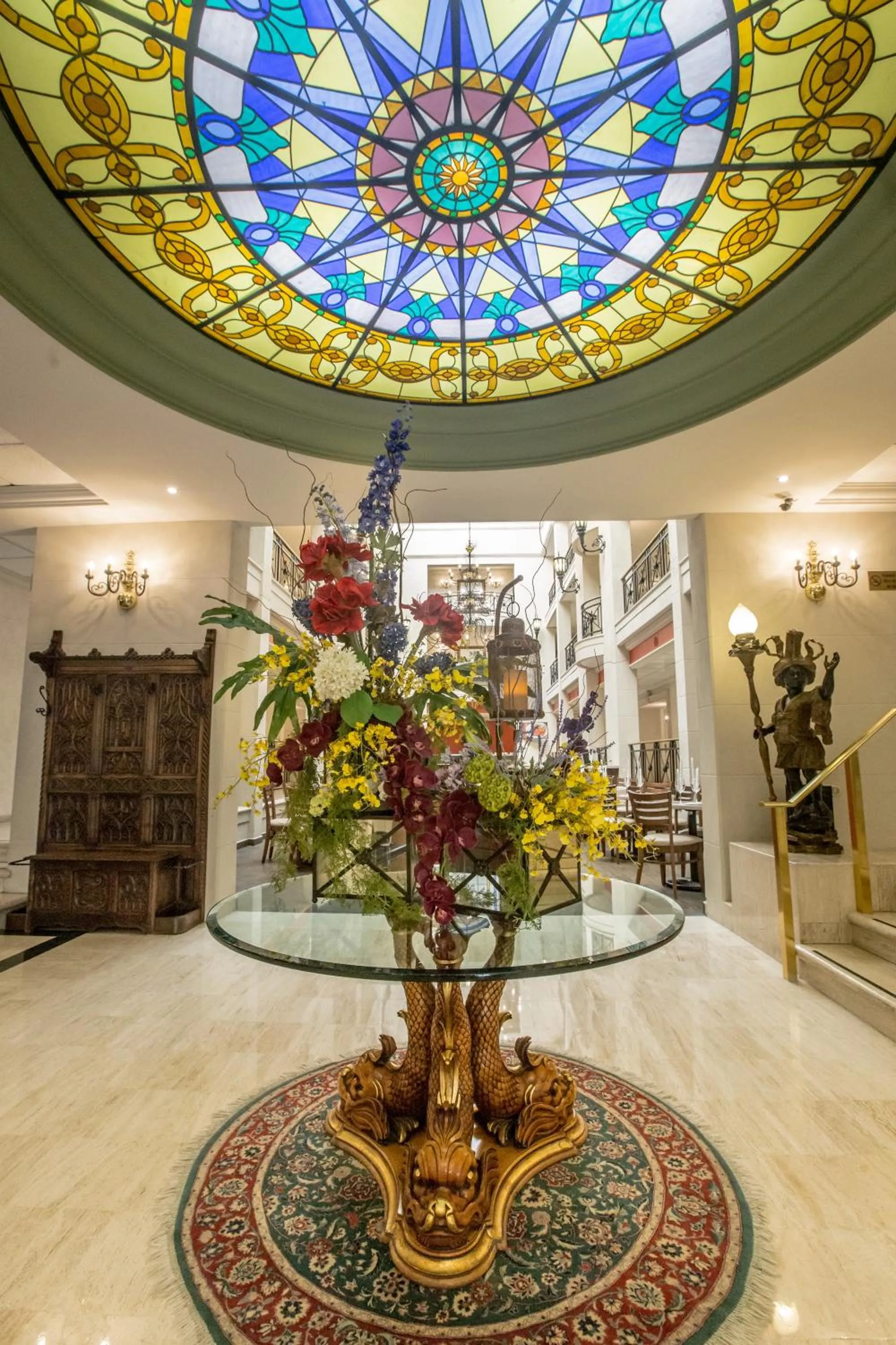 Lobby or reception in Plaza de Oro