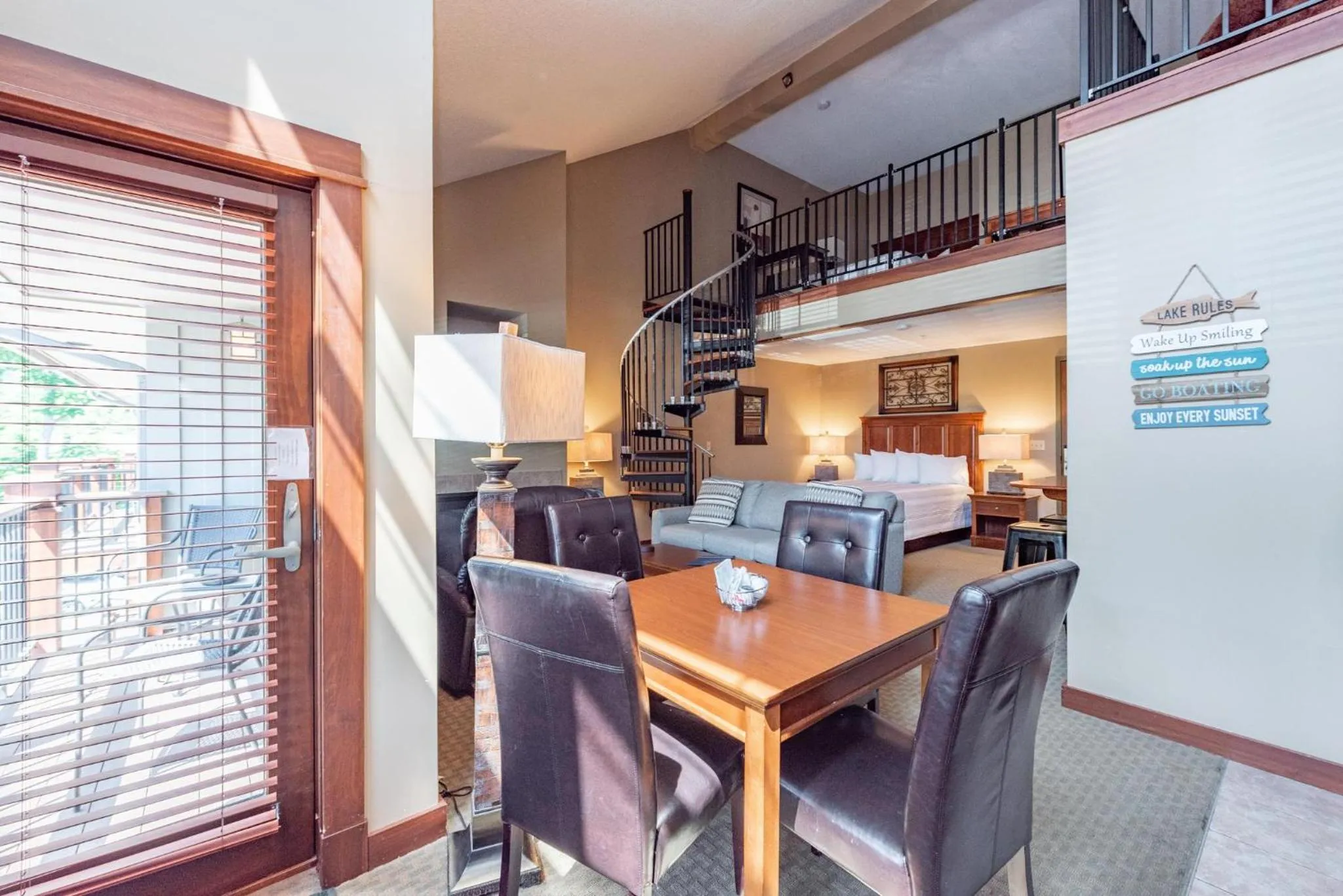 A308 Studio & Loft Standard View