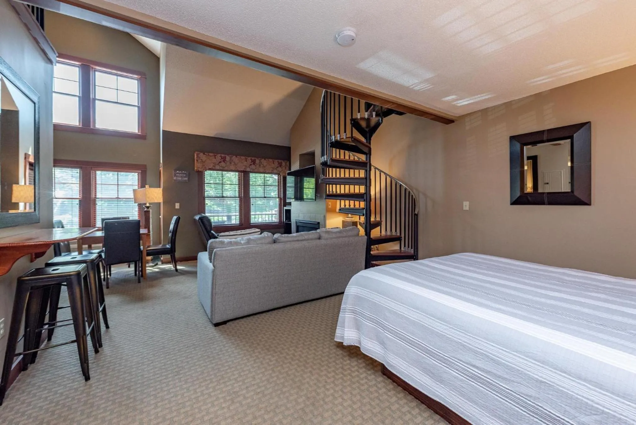 Bed in A308 Studio & Loft Standard View