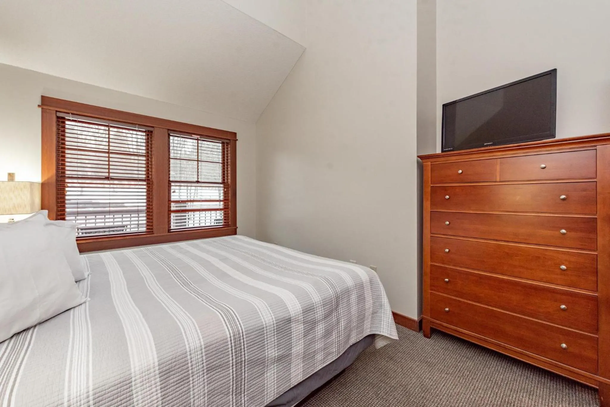 Bed in A312 One Bedroom & Loft Standard View