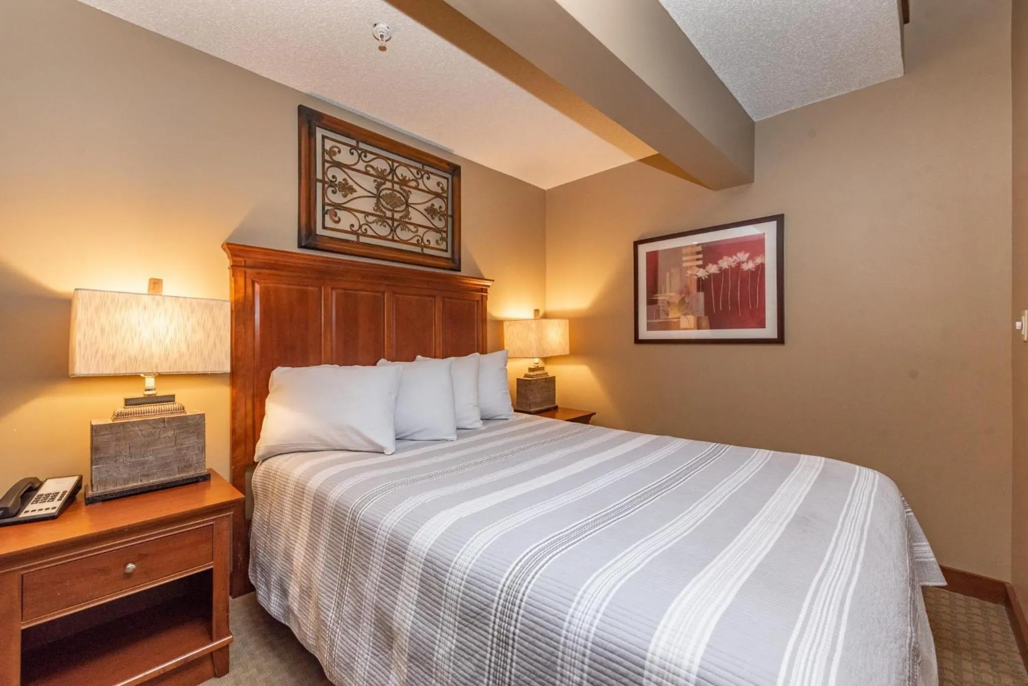 Bed in A316 Studio & Loft Standard View