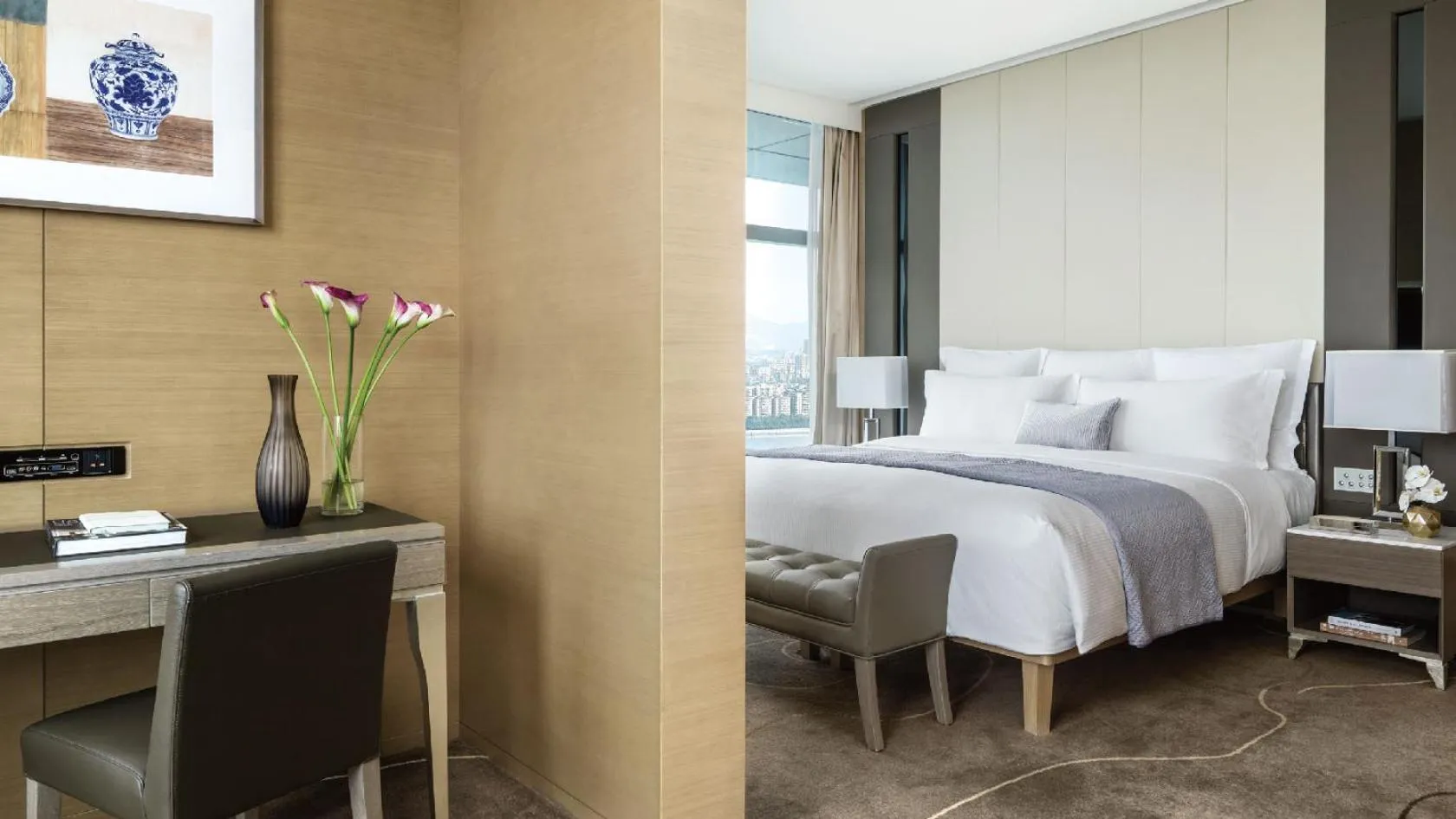 Bed in Langham Place Guangzhou