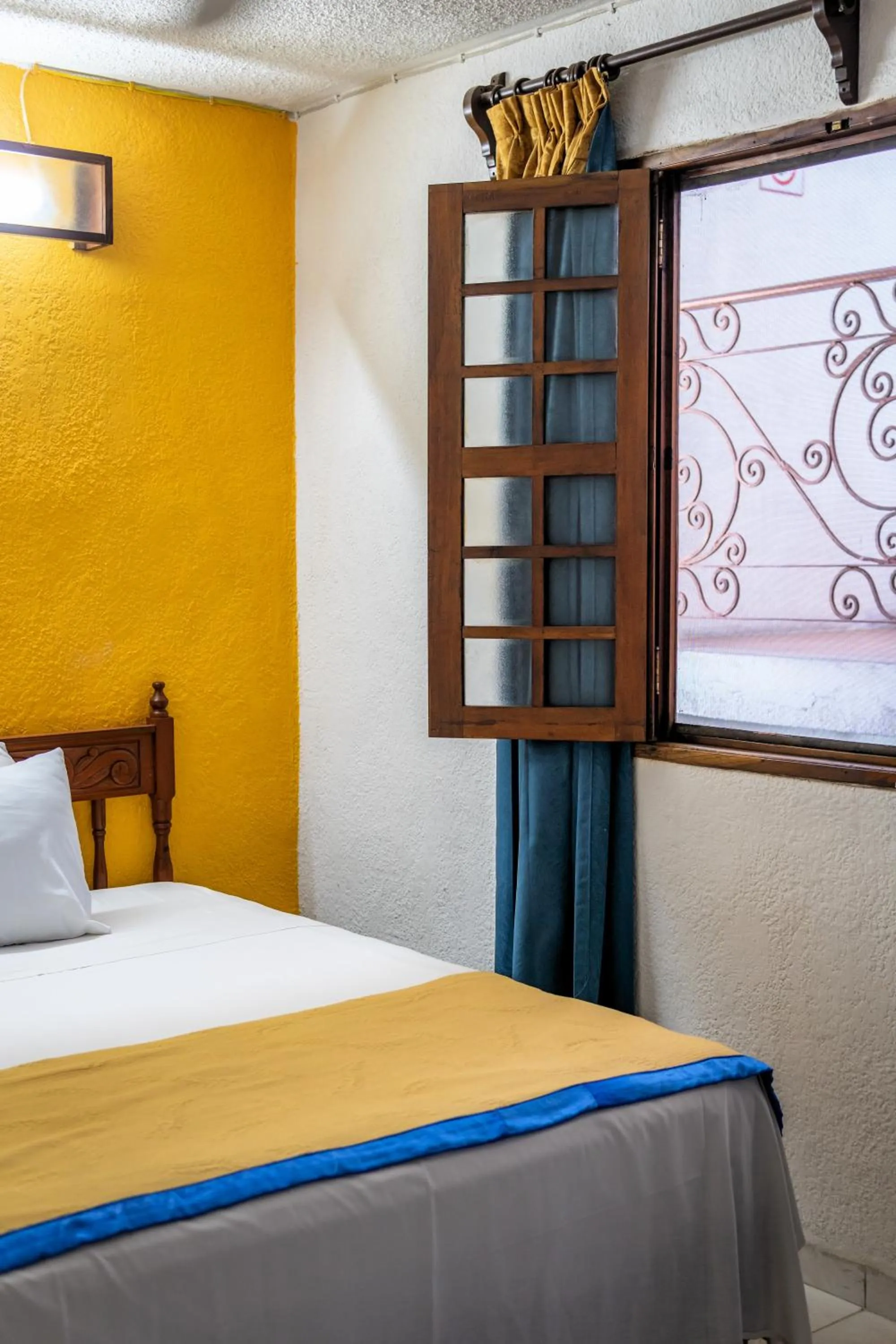 Photo of the whole room, Bed in Hotel Santa Lucía