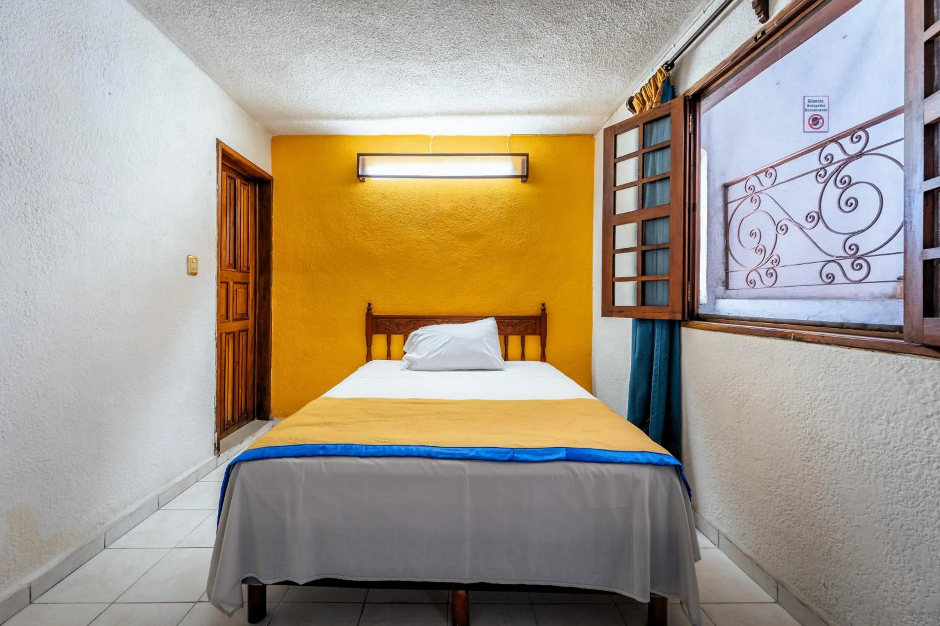 Photo of the whole room, Bed in Hotel Santa Lucía