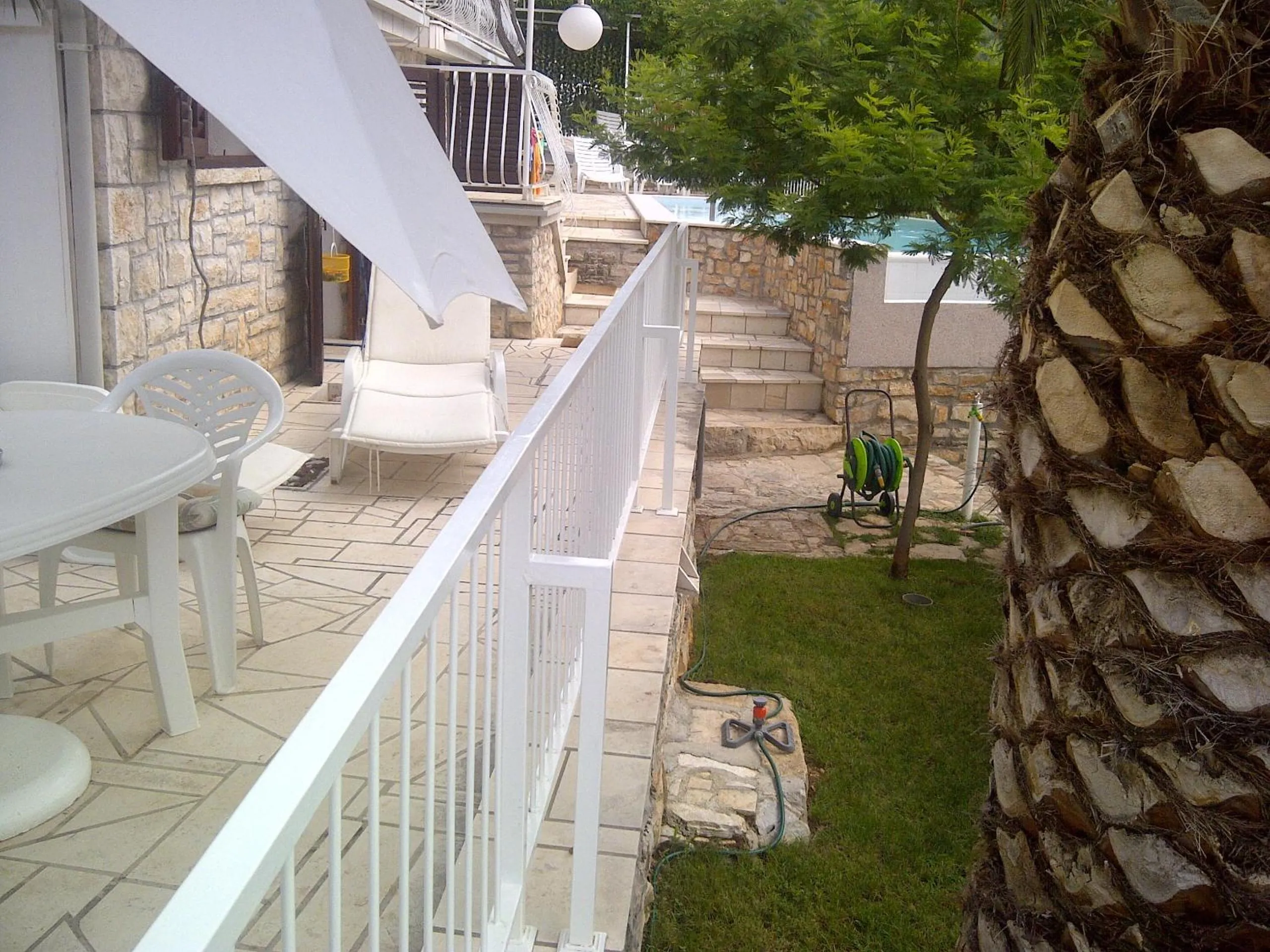 Garden in Apartments Villa Sonia & Teo Hvar