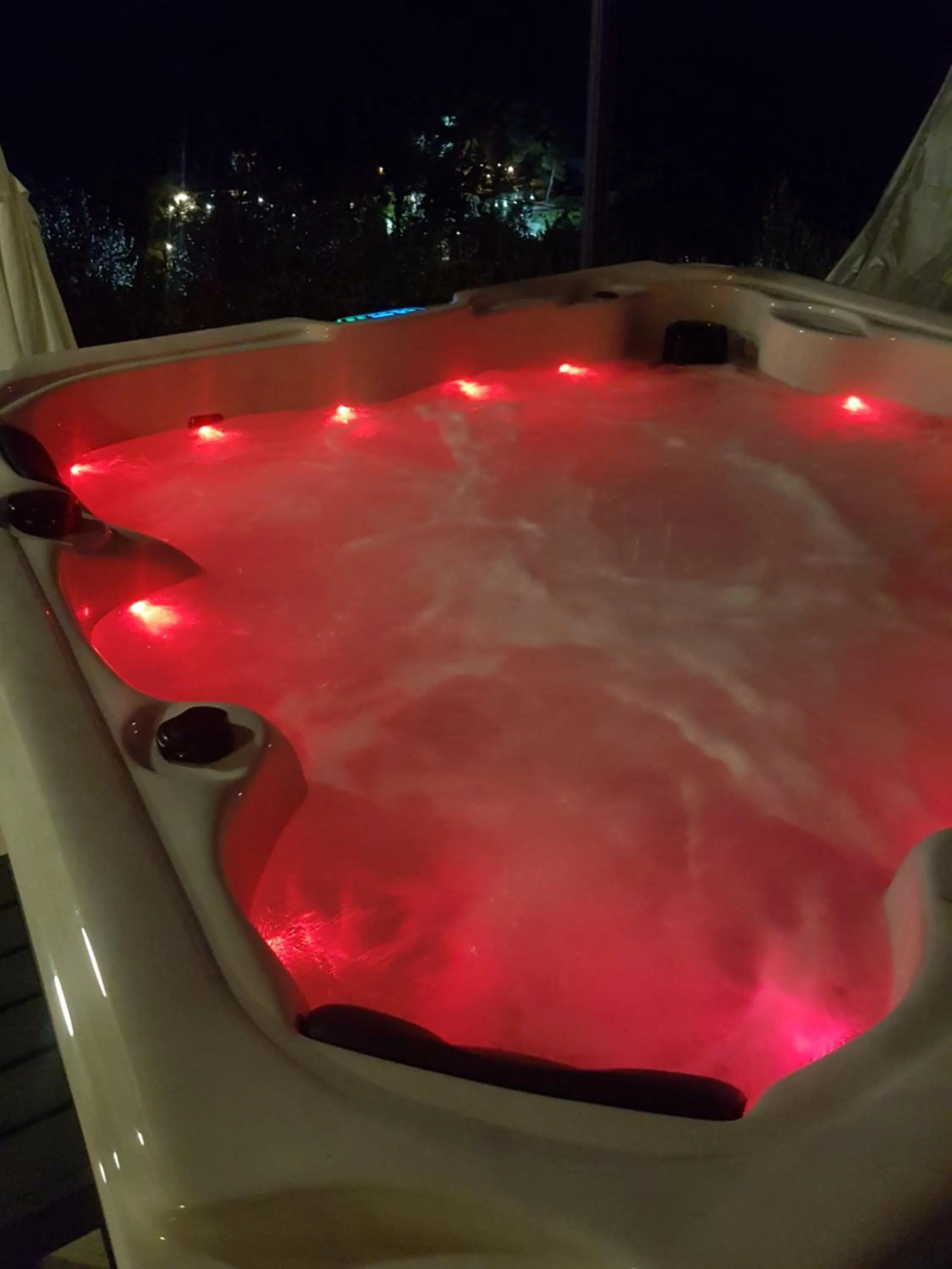 Hot Tub in Apartments Villa Sonia & Teo Hvar