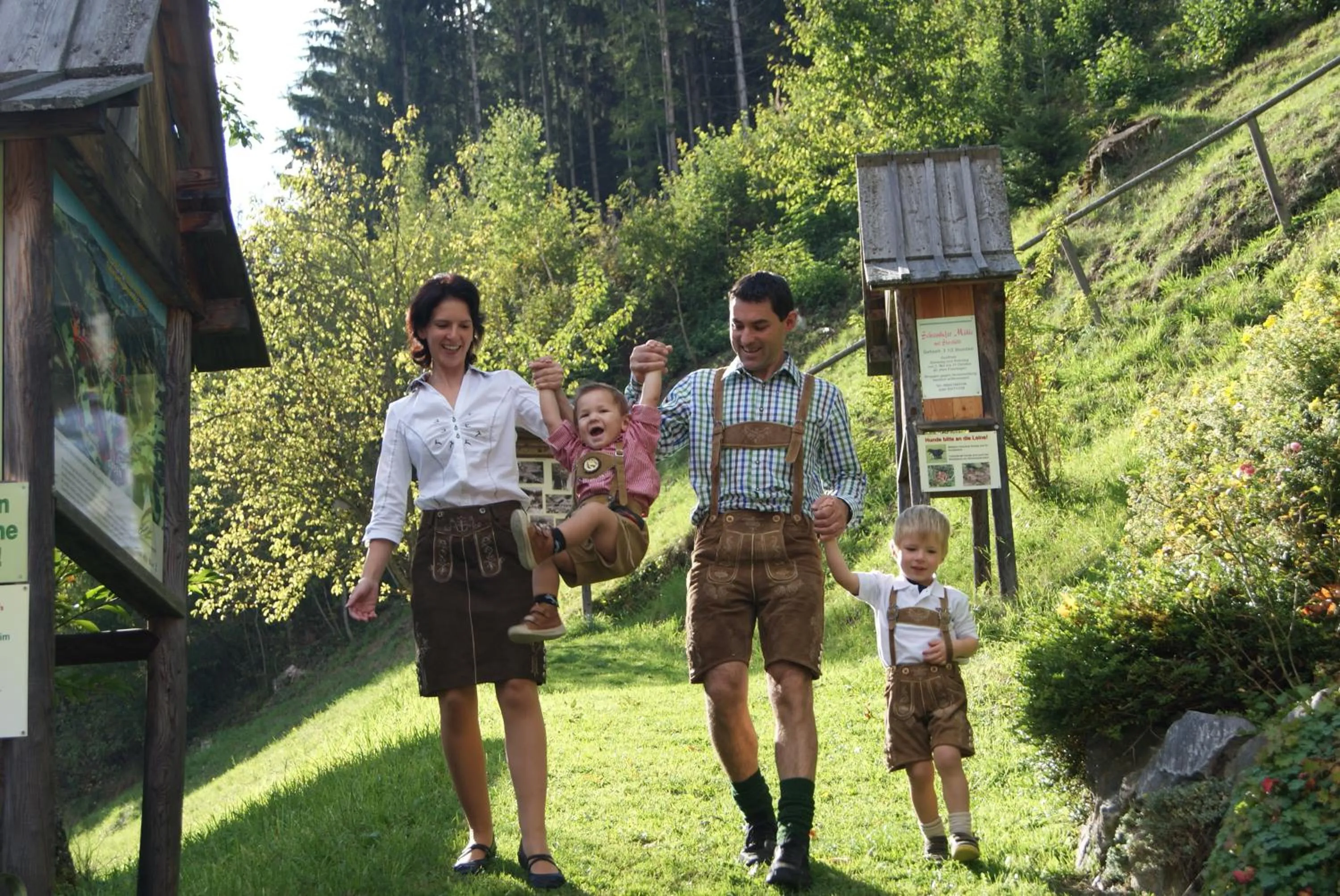 Family in Landhotel-Restaurant Willingshofer