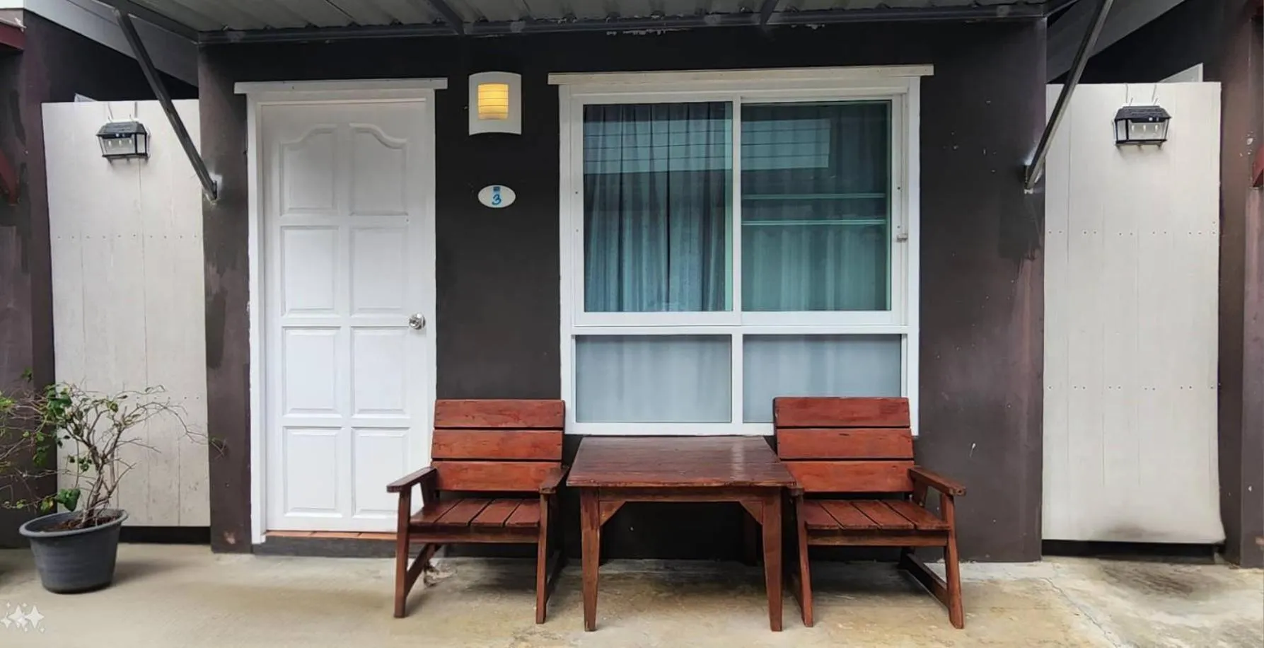 Balcony/Terrace in Baantalaywhan Resort