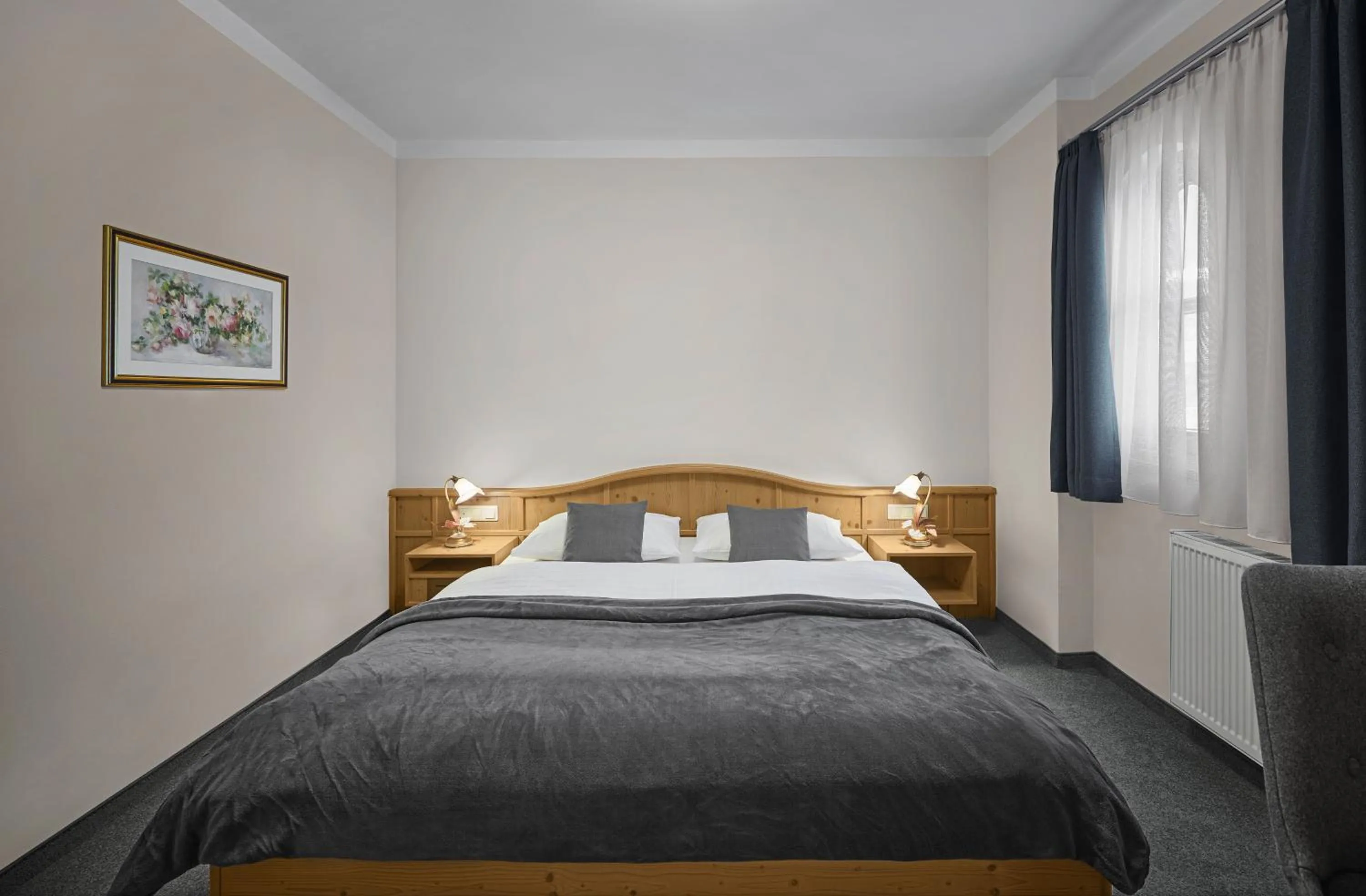 Bedroom, Bed in Lisi Family Hotel