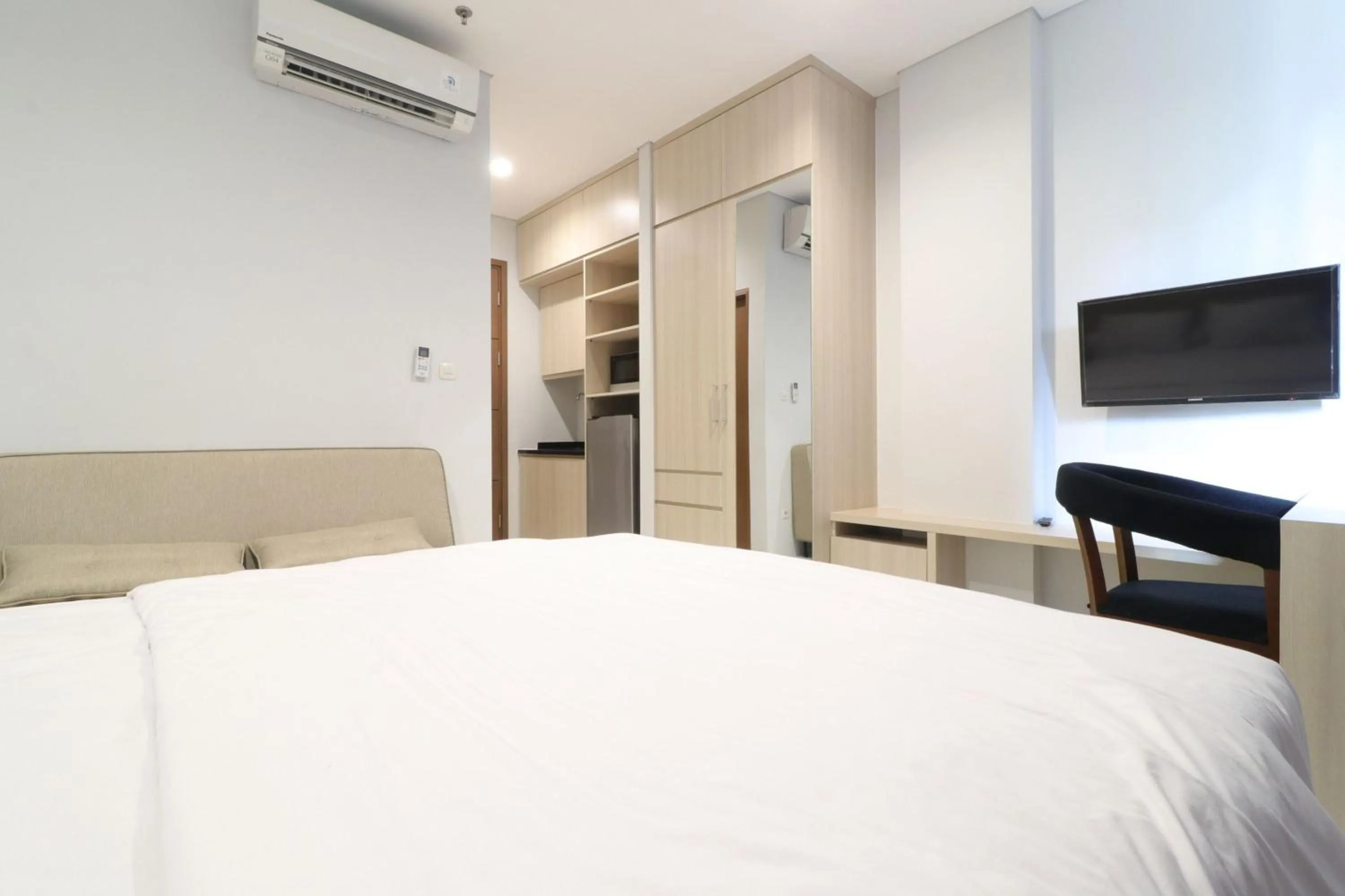 Bedroom, Bed in Mendjangan Residence