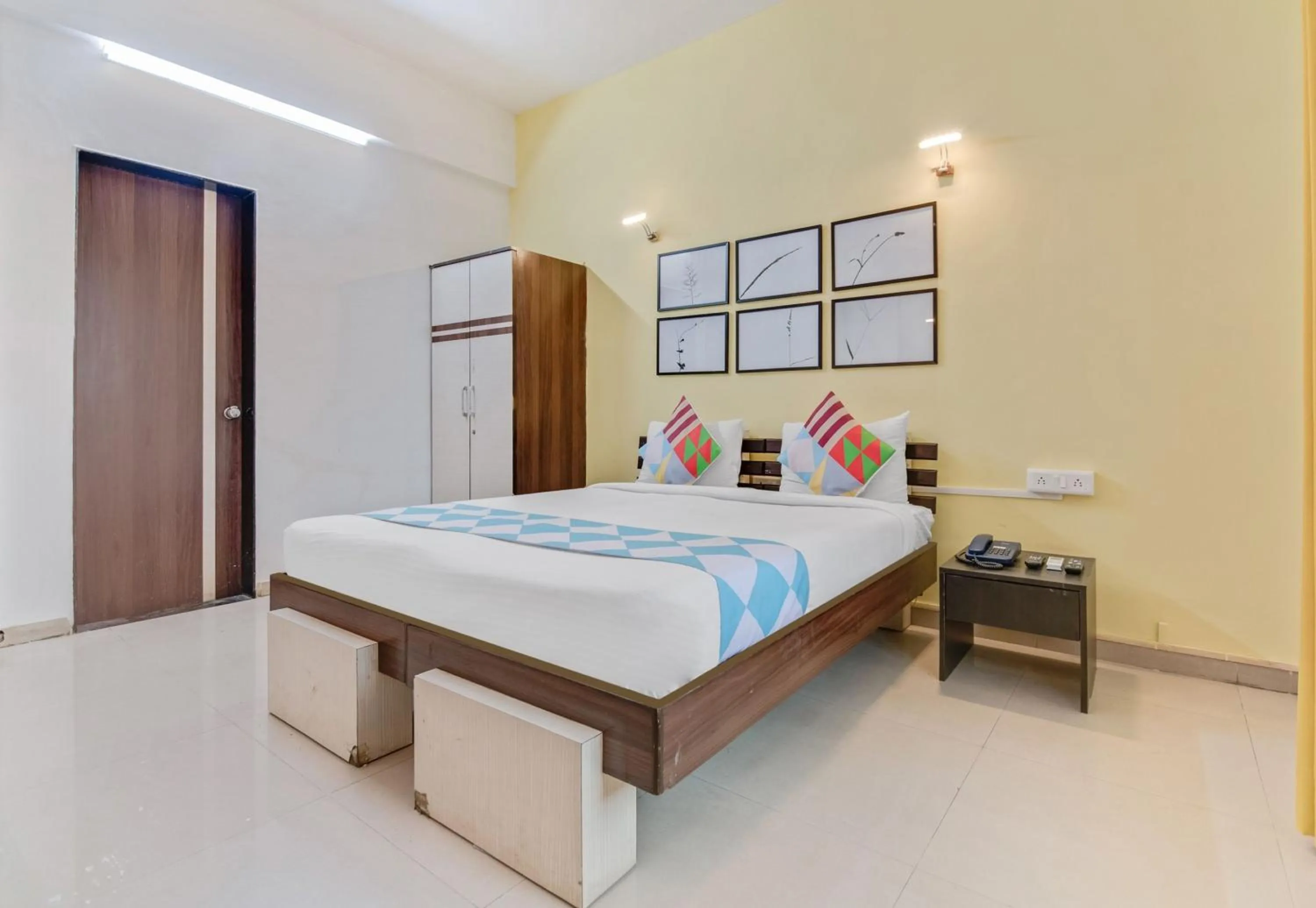 Bedroom, Bed in Super Hotel O Pioneer