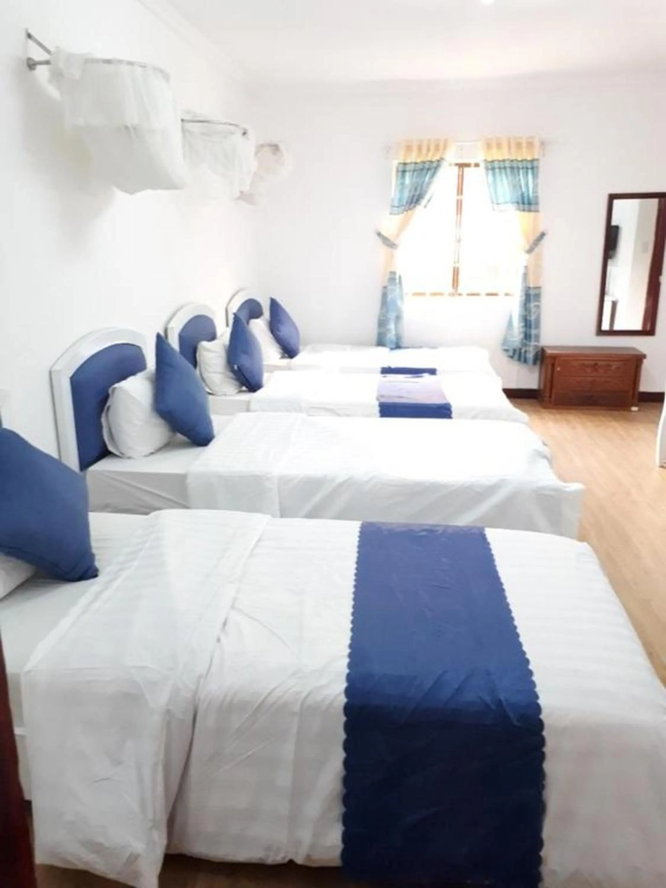 Photo of the whole room, Bed in Duong Sat Hotel