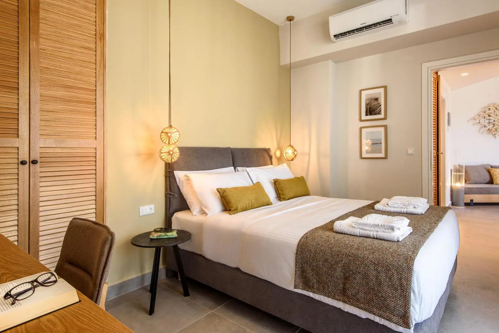 Bed in Caldera Village