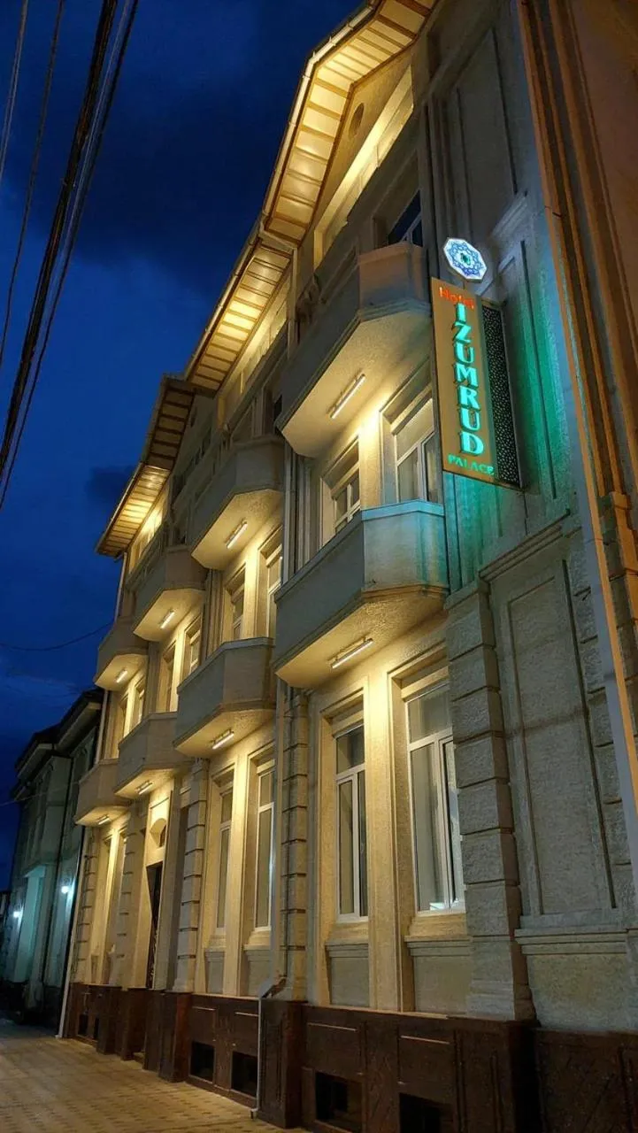 Property building in IZUMRUD PALACE