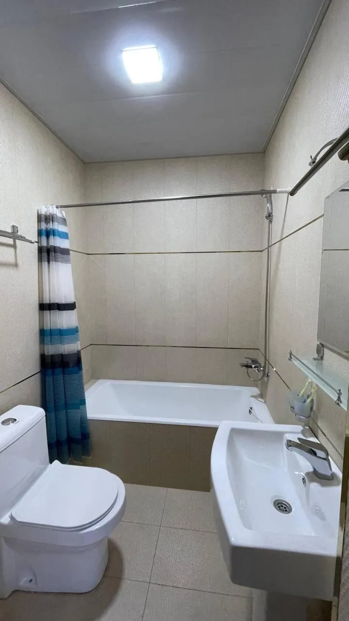 Shower in IZUMRUD PALACE