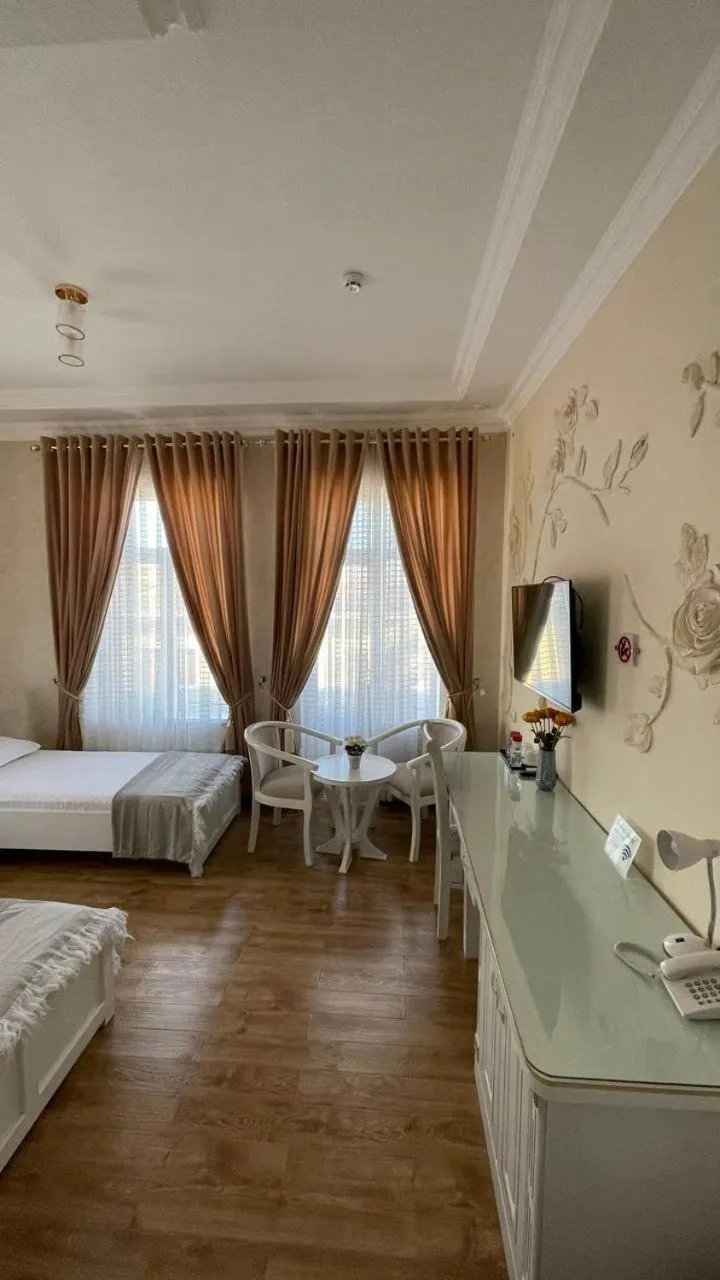 TV and multimedia, Bed in IZUMRUD PALACE