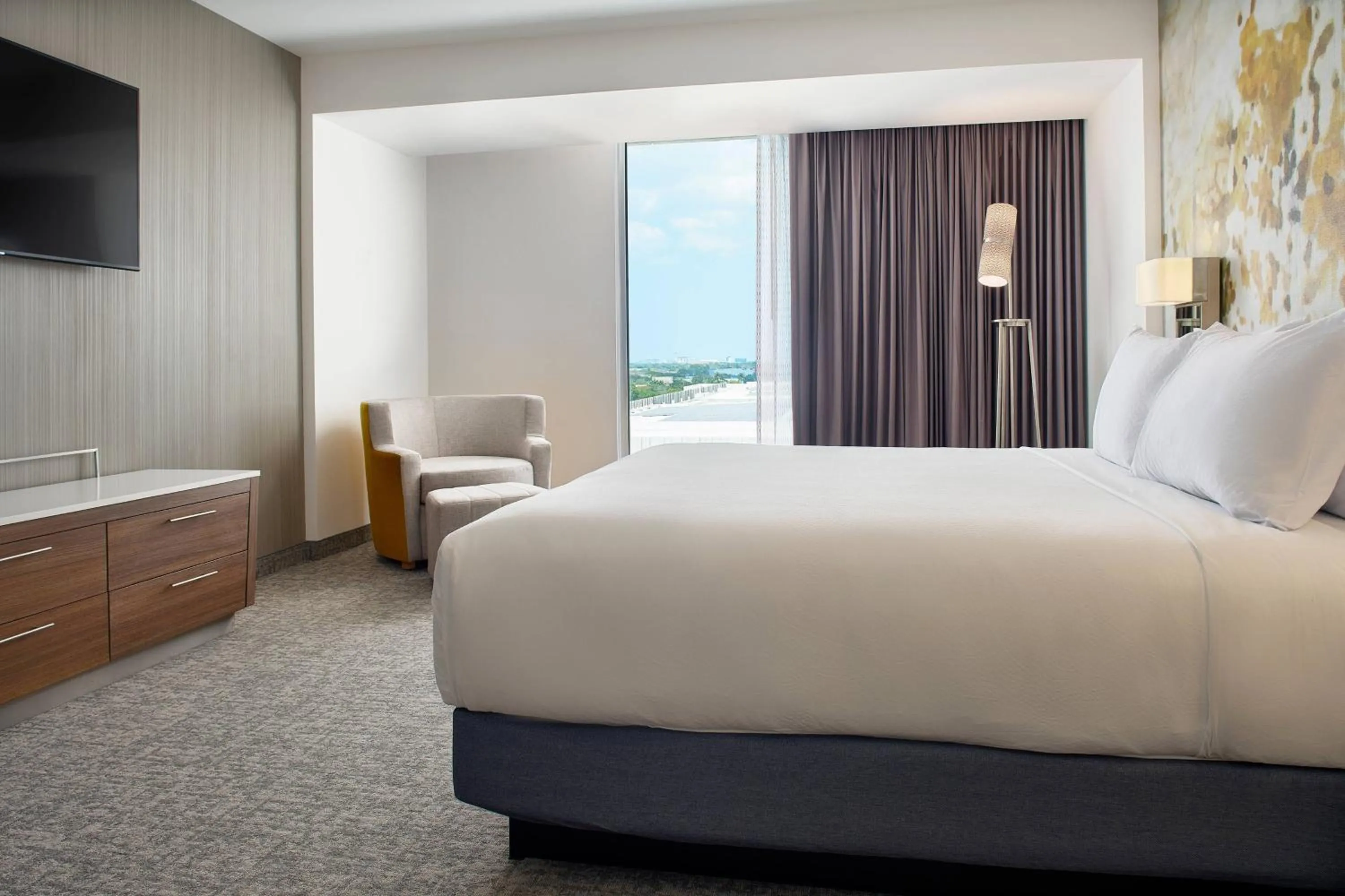 Bedroom, Bed in Courtyard by Marriott Merida Downtown